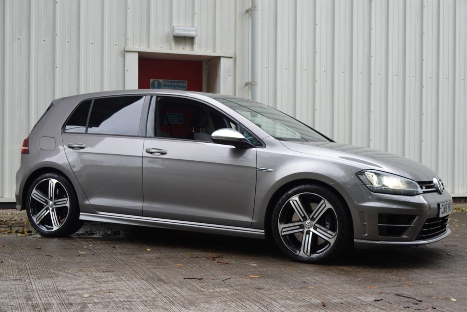 Volkswagen Golf 2.0 TSI BlueMotion Tech R Hatchback 5dr Petrol Manual 4Motion Euro 6 (s/s) (300 ps)