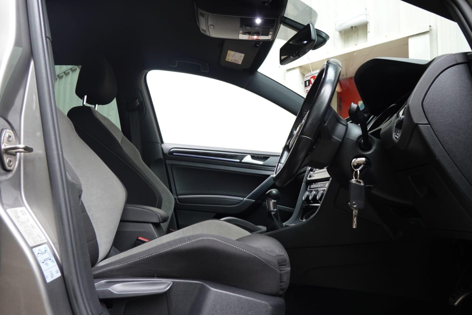 Volkswagen Golf 2.0 TSI BlueMotion Tech R Hatchback 5dr Petrol Manual 4Motion Euro 6 (s/s) (300 ps)