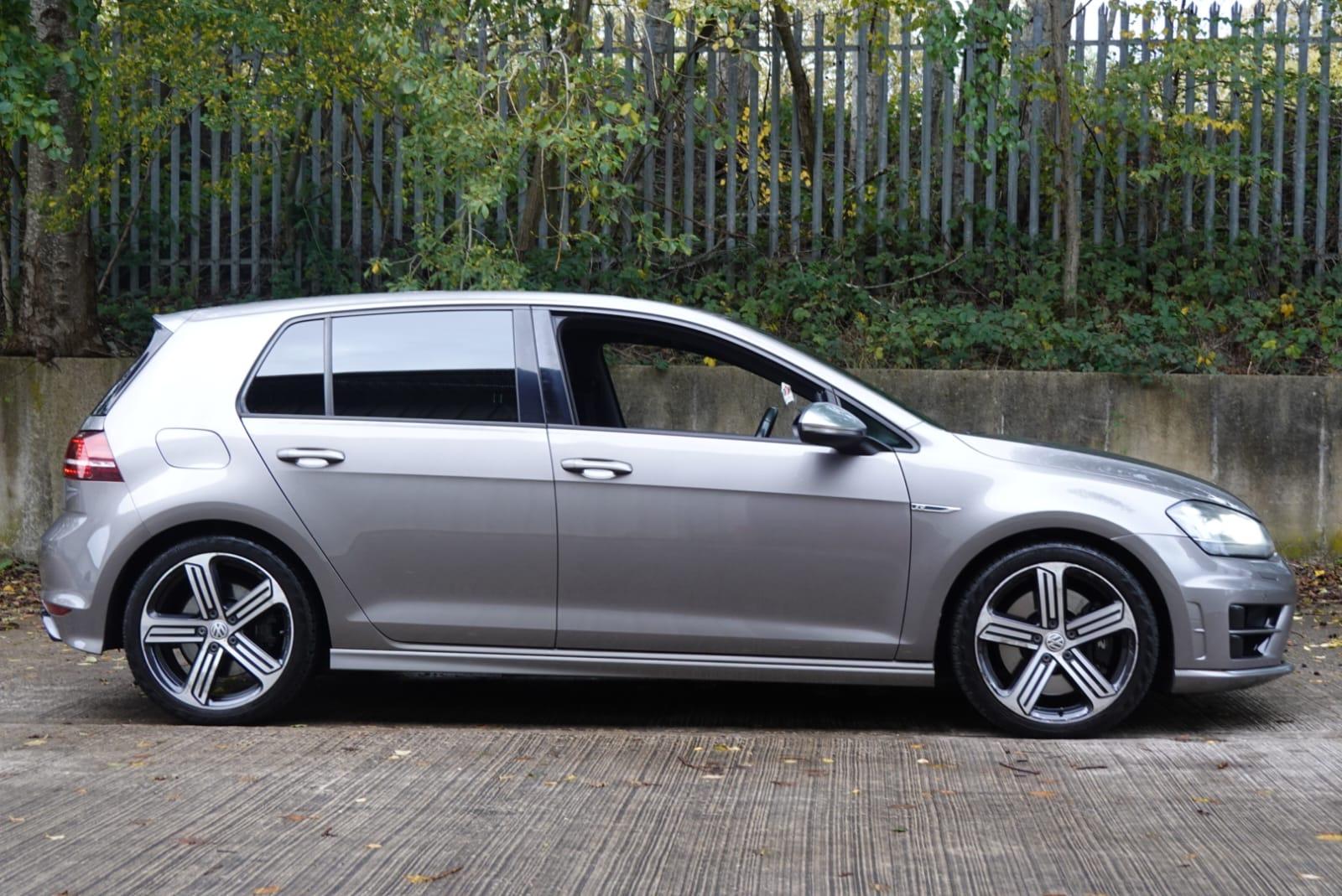 Volkswagen Golf 2.0 TSI BlueMotion Tech R Hatchback 5dr Petrol Manual 4Motion Euro 6 (s/s) (300 ps)