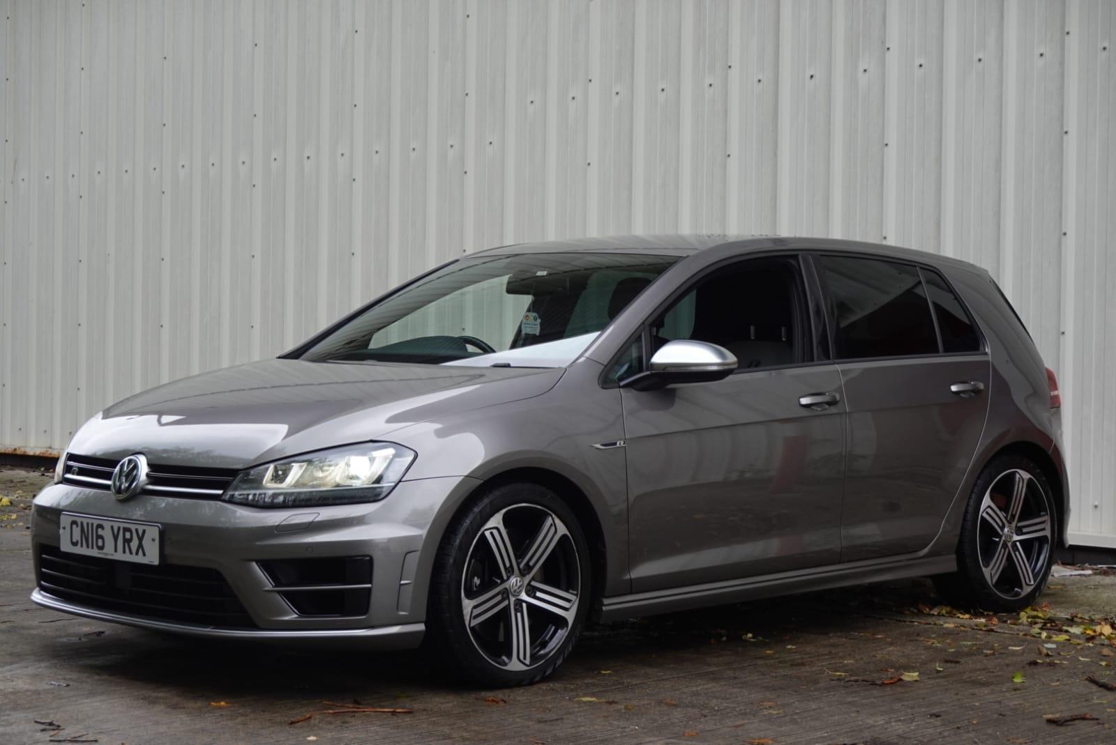 Volkswagen Golf 2.0 TSI BlueMotion Tech R Hatchback 5dr Petrol Manual 4Motion Euro 6 (s/s) (300 ps)