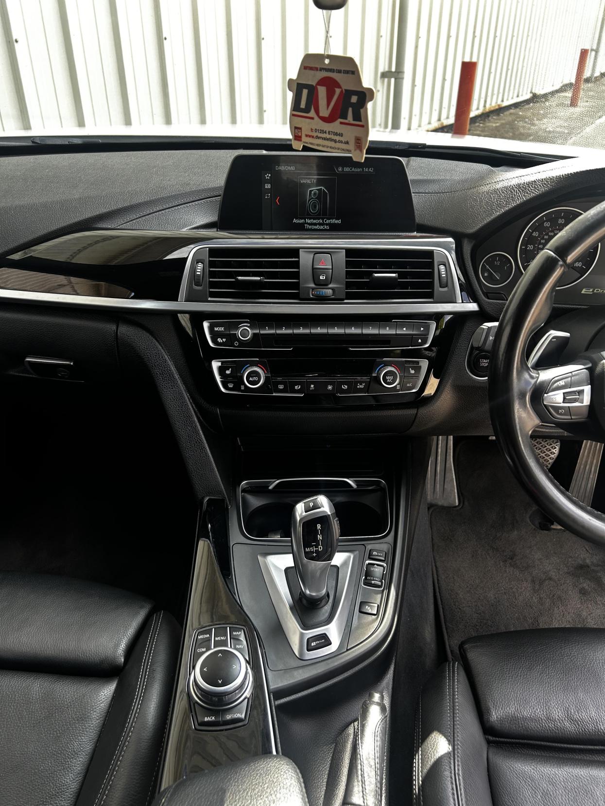 BMW 3 Series 2.0 330e 7.6kWh M Sport Saloon 4dr Petrol Plug-in Hybrid Auto Euro 6 (s/s) (252 ps)