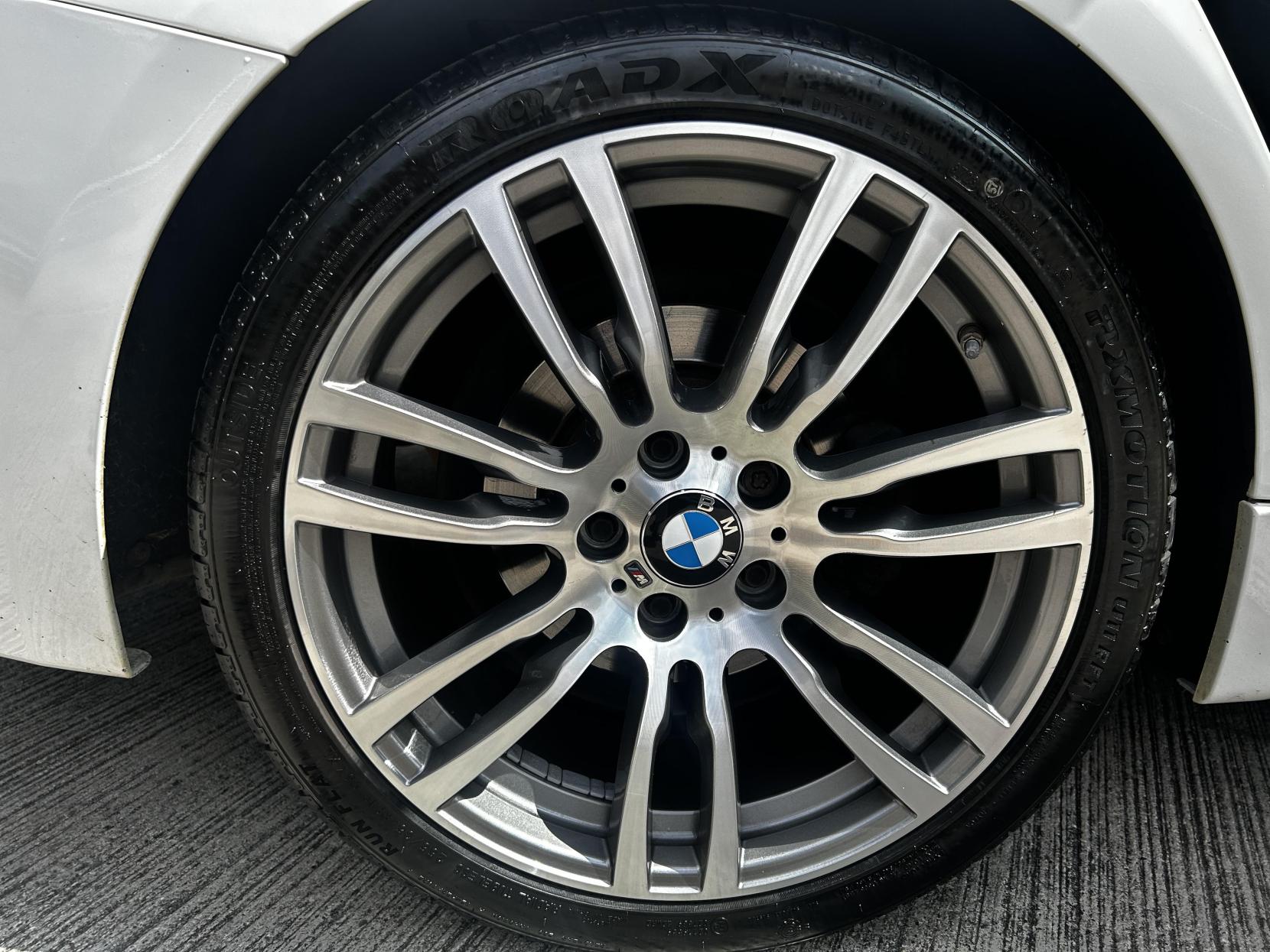BMW 3 Series 2.0 330e 7.6kWh M Sport Saloon 4dr Petrol Plug-in Hybrid Auto Euro 6 (s/s) (252 ps)
