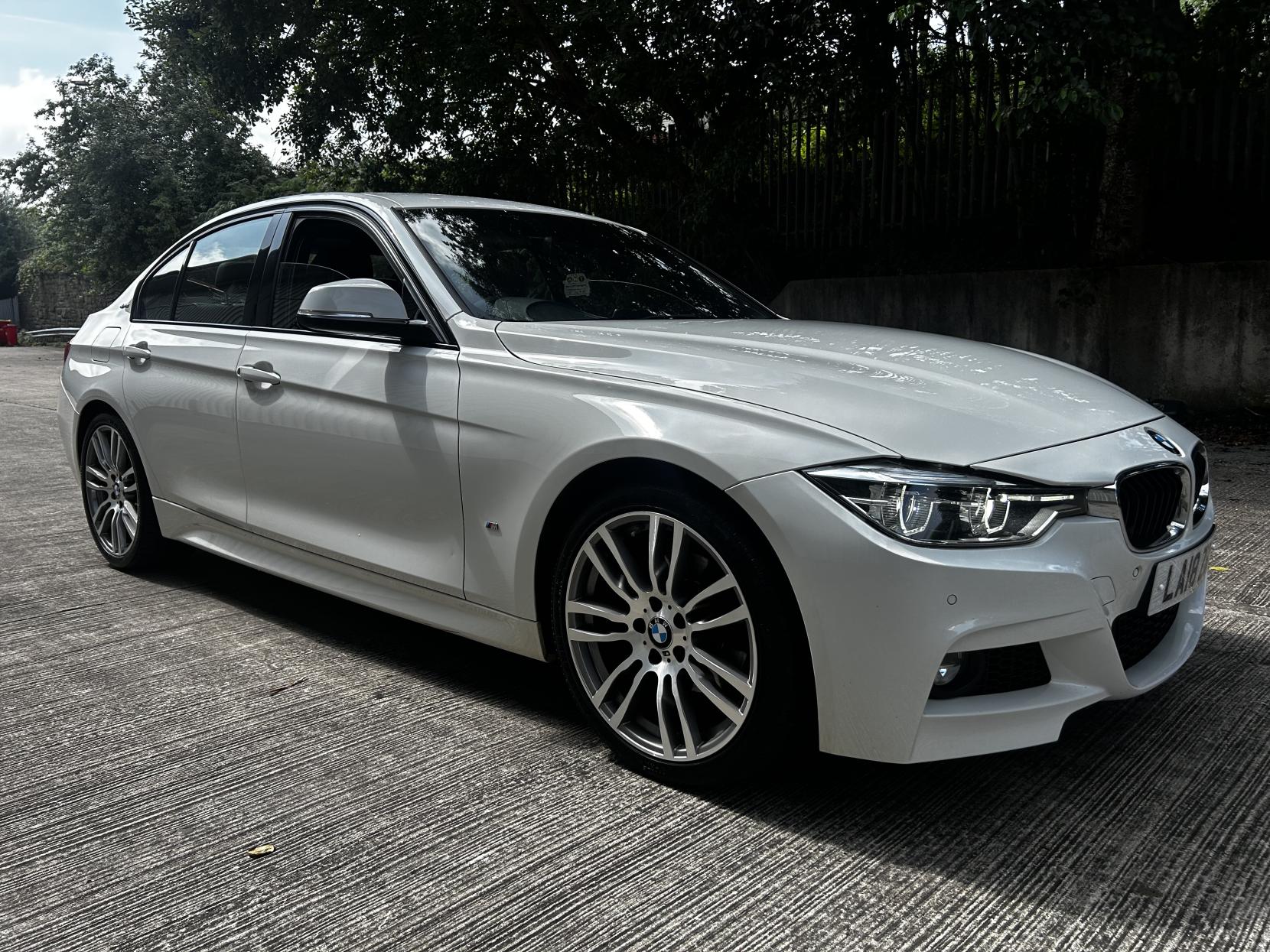 BMW 3 Series 2.0 330e 7.6kWh M Sport Saloon 4dr Petrol Plug-in Hybrid Auto Euro 6 (s/s) (252 ps)