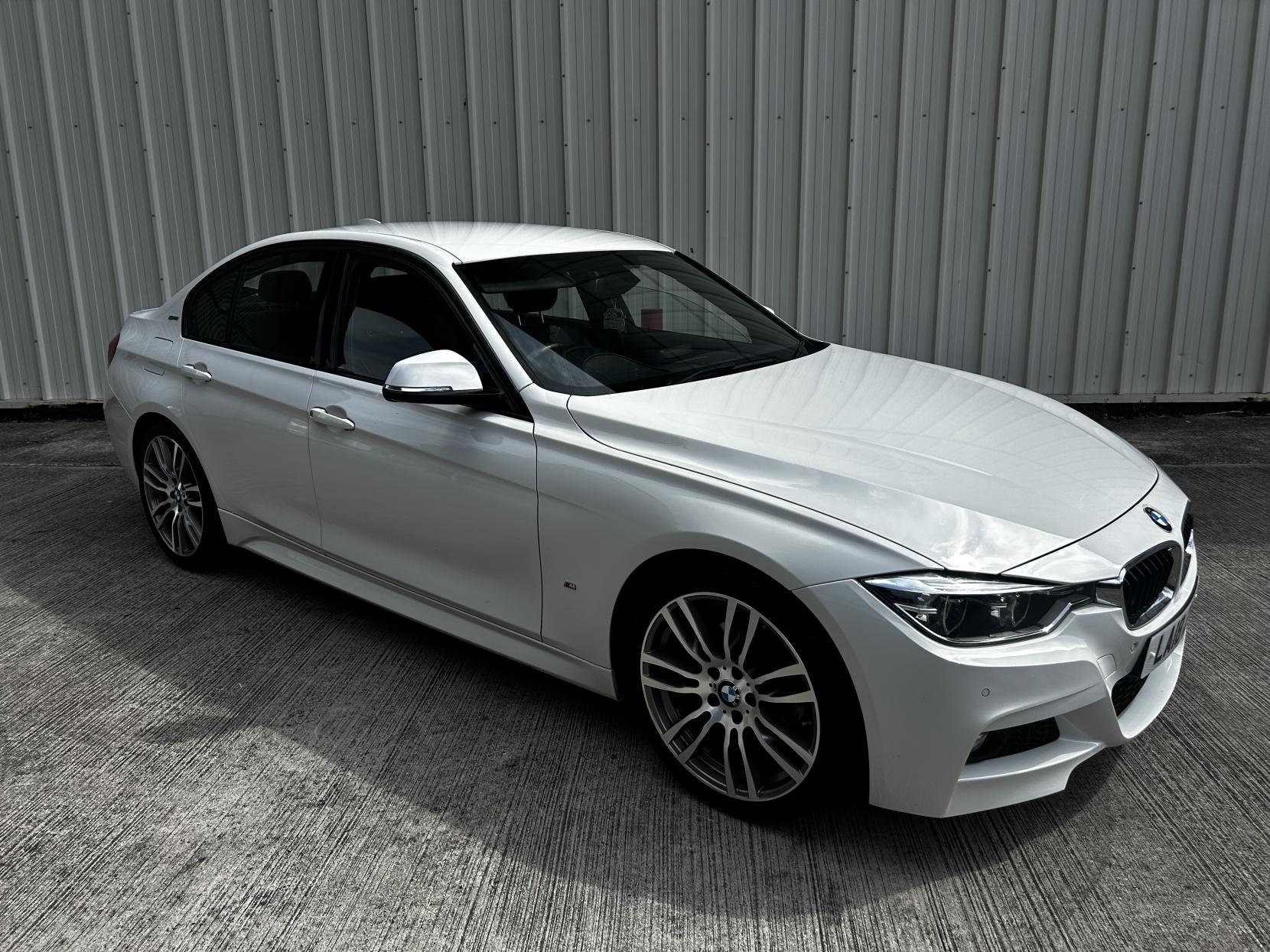 BMW 3 Series 2.0 330e 7.6kWh M Sport Saloon 4dr Petrol Plug-in Hybrid Auto Euro 6 (s/s) (252 ps)