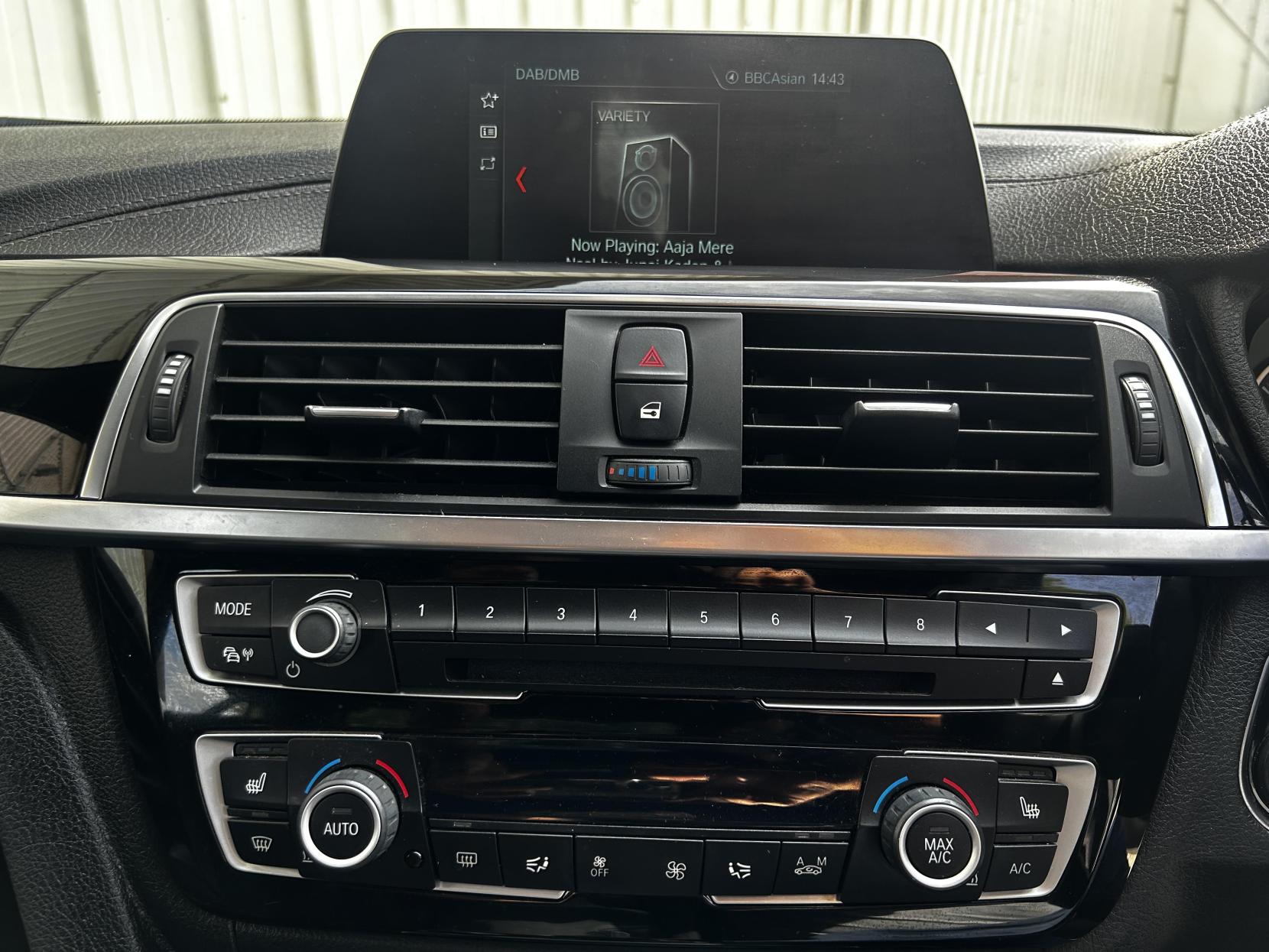 BMW 3 Series 2.0 330e 7.6kWh M Sport Saloon 4dr Petrol Plug-in Hybrid Auto Euro 6 (s/s) (252 ps)