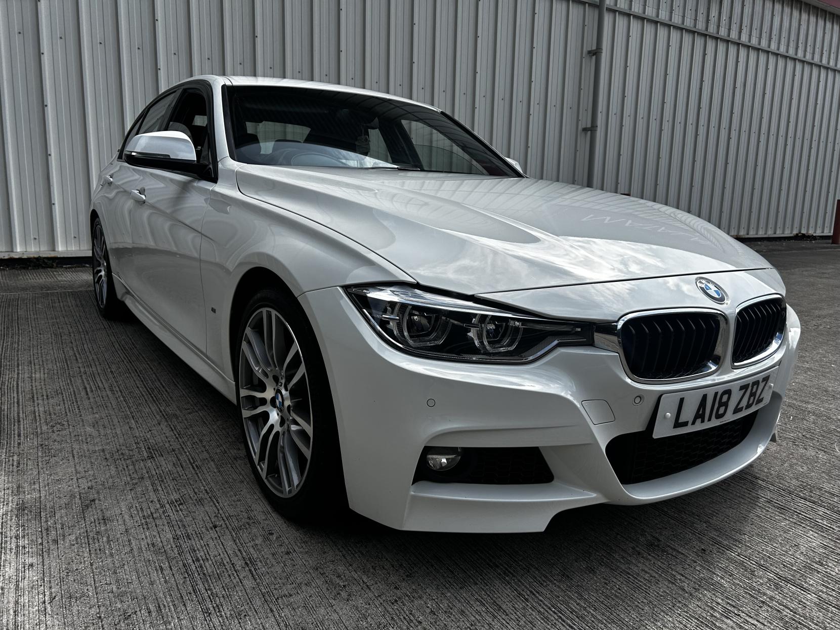 BMW 3 Series 2.0 330e 7.6kWh M Sport Saloon 4dr Petrol Plug-in Hybrid Auto Euro 6 (s/s) (252 ps)