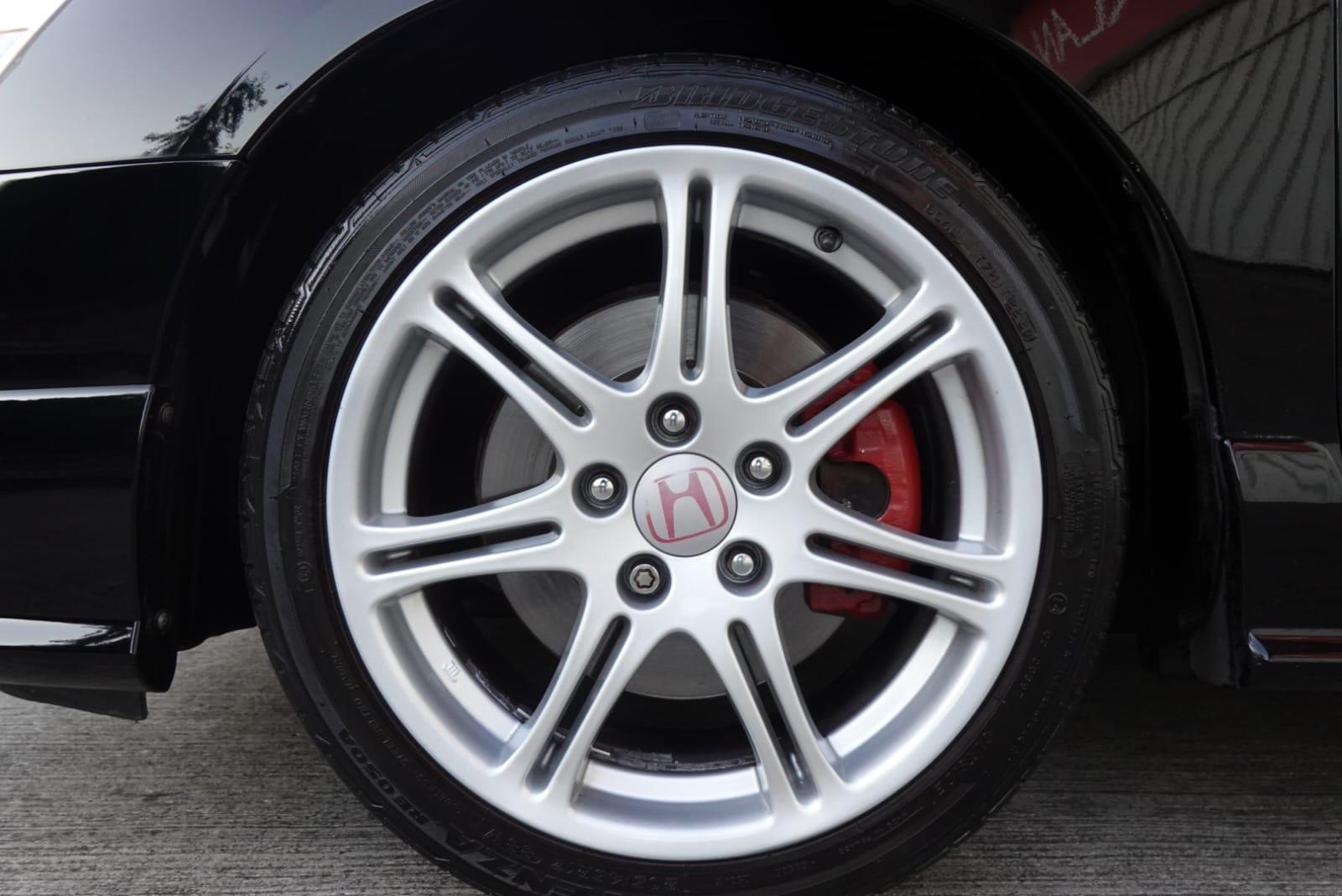 Honda Civic 2.0 i-VTEC Type R Hatchback 3dr Petrol Manual (212 g/km, 197 bhp)