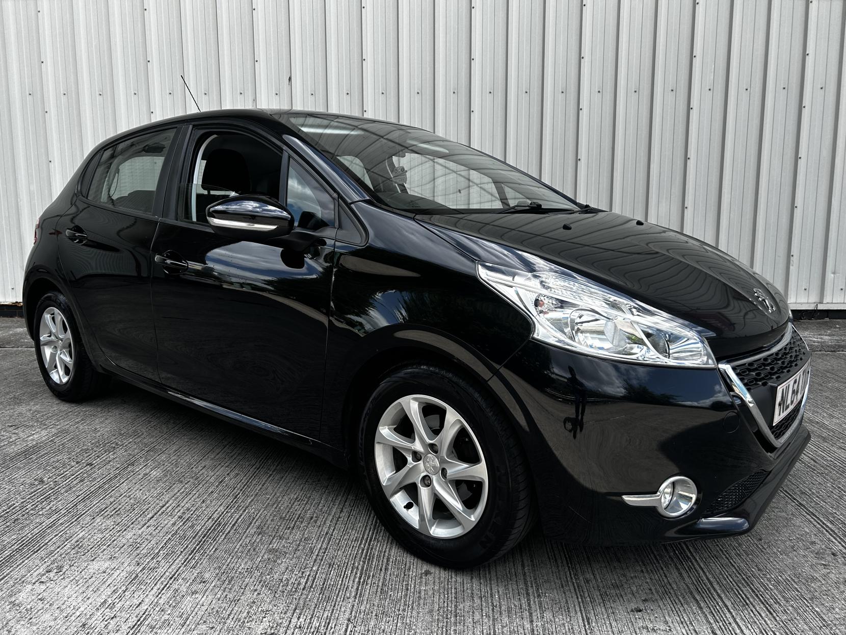Peugeot 208 1.2 VTi PureTech Active Hatchback 5dr Petrol Manual Euro 5 (82 ps)