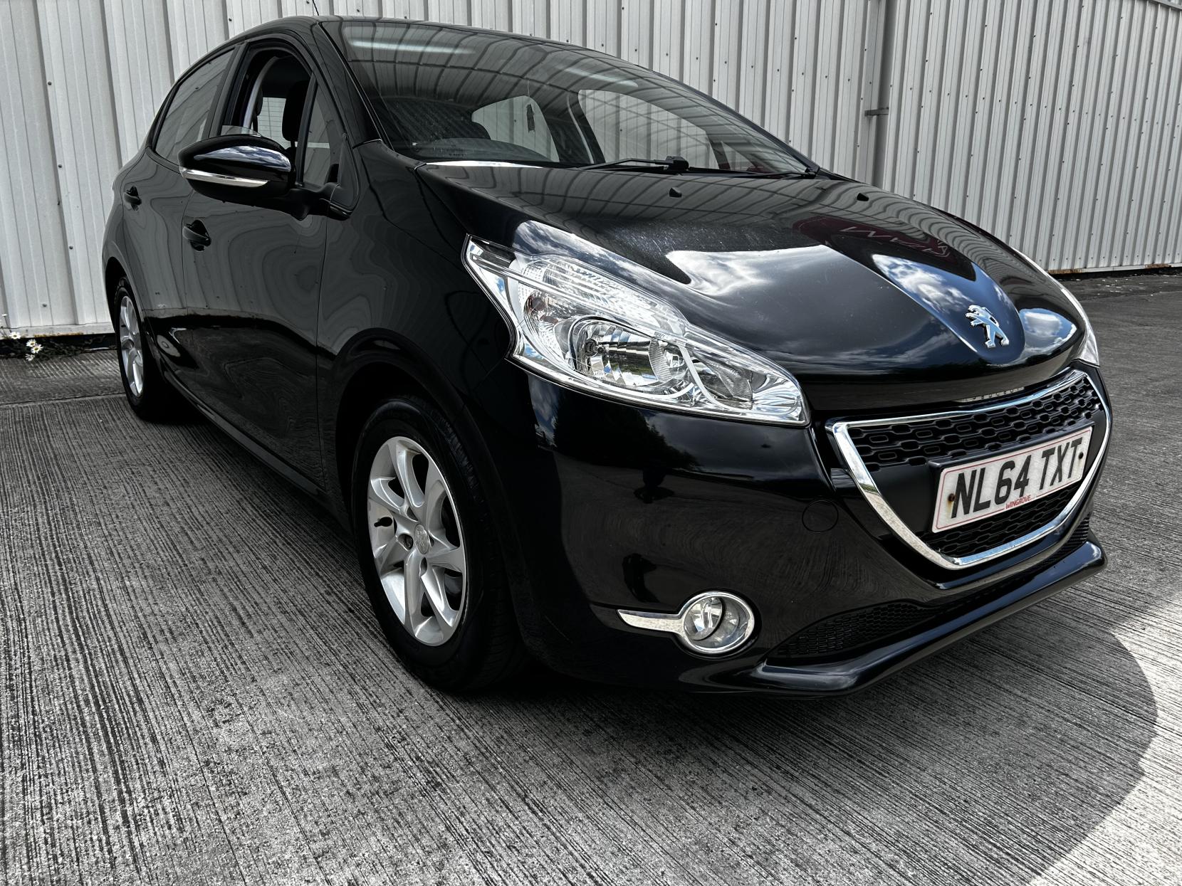 Peugeot 208 1.2 VTi PureTech Active Hatchback 5dr Petrol Manual Euro 5 (82 ps)