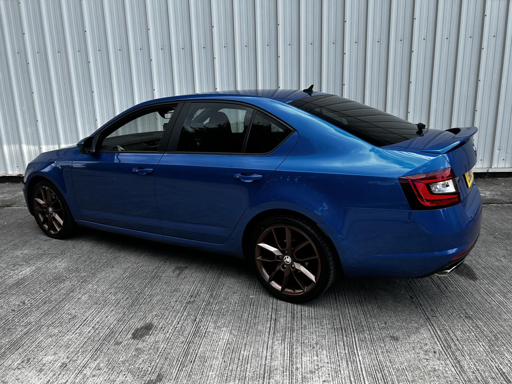 Skoda Octavia 2.0 TSI vRS Hatchback 5dr Petrol Manual Euro 6 (s/s) (230 ps)
