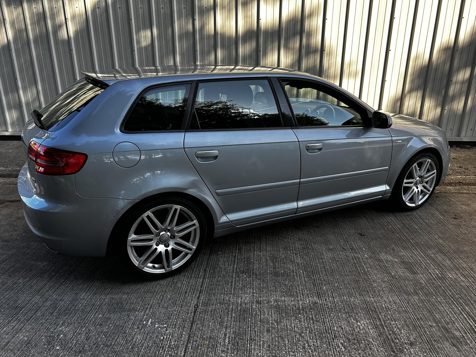 Audi A3 2.0 TDI S line Sportback 5dr Diesel Manual Euro 5 (s/s) (140 ps)