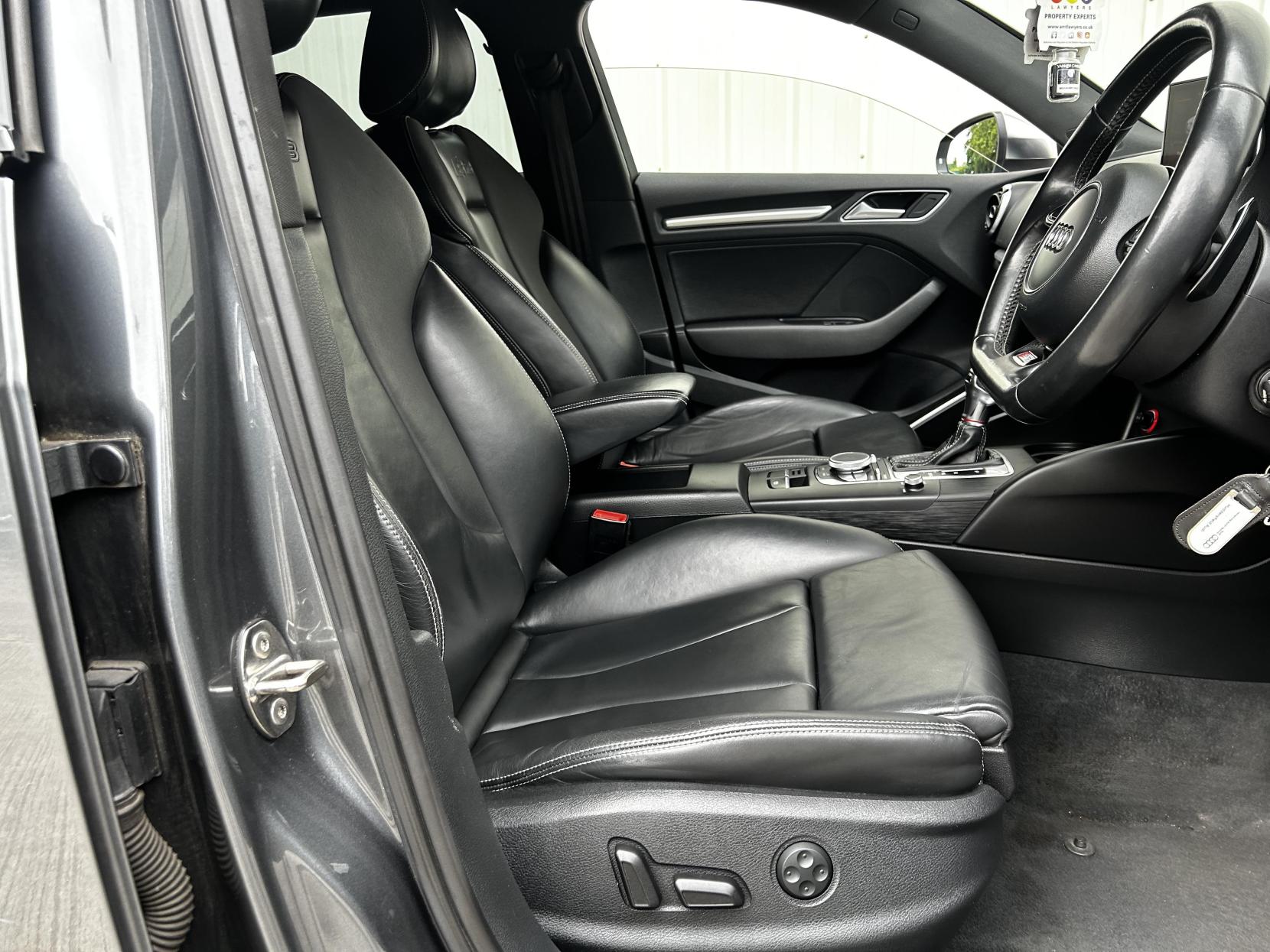 Audi S3 2.0 TFSI Sportback 5dr Petrol S Tronic quattro Euro 6 (s/s) (300 ps)