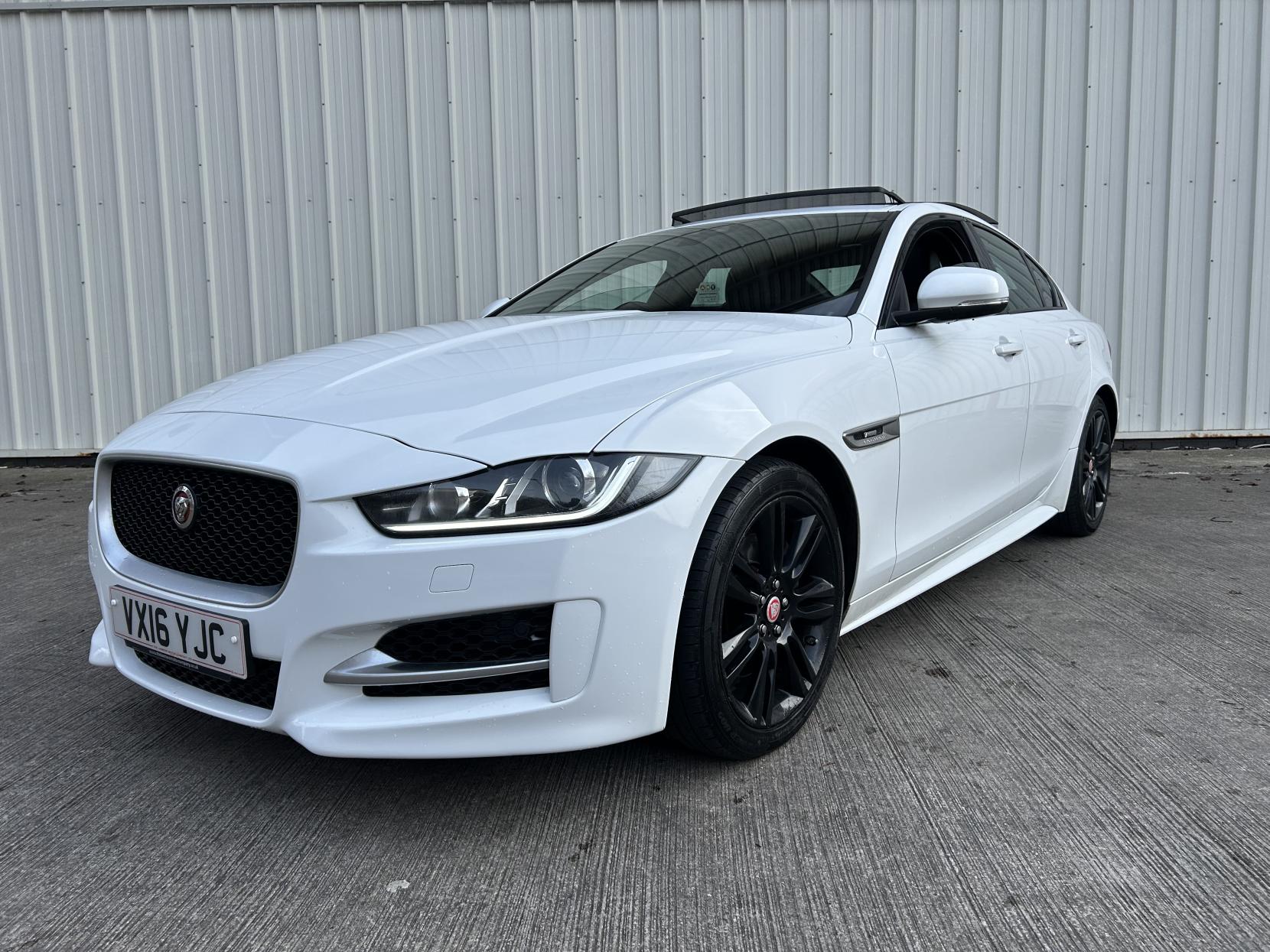 Jaguar XE 2.0d R-Sport Saloon 4dr Diesel Auto Euro 6 (s/s) (180 ps)