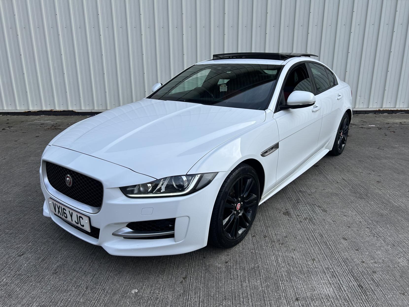 Jaguar XE 2.0d R-Sport Saloon 4dr Diesel Auto Euro 6 (s/s) (180 ps)