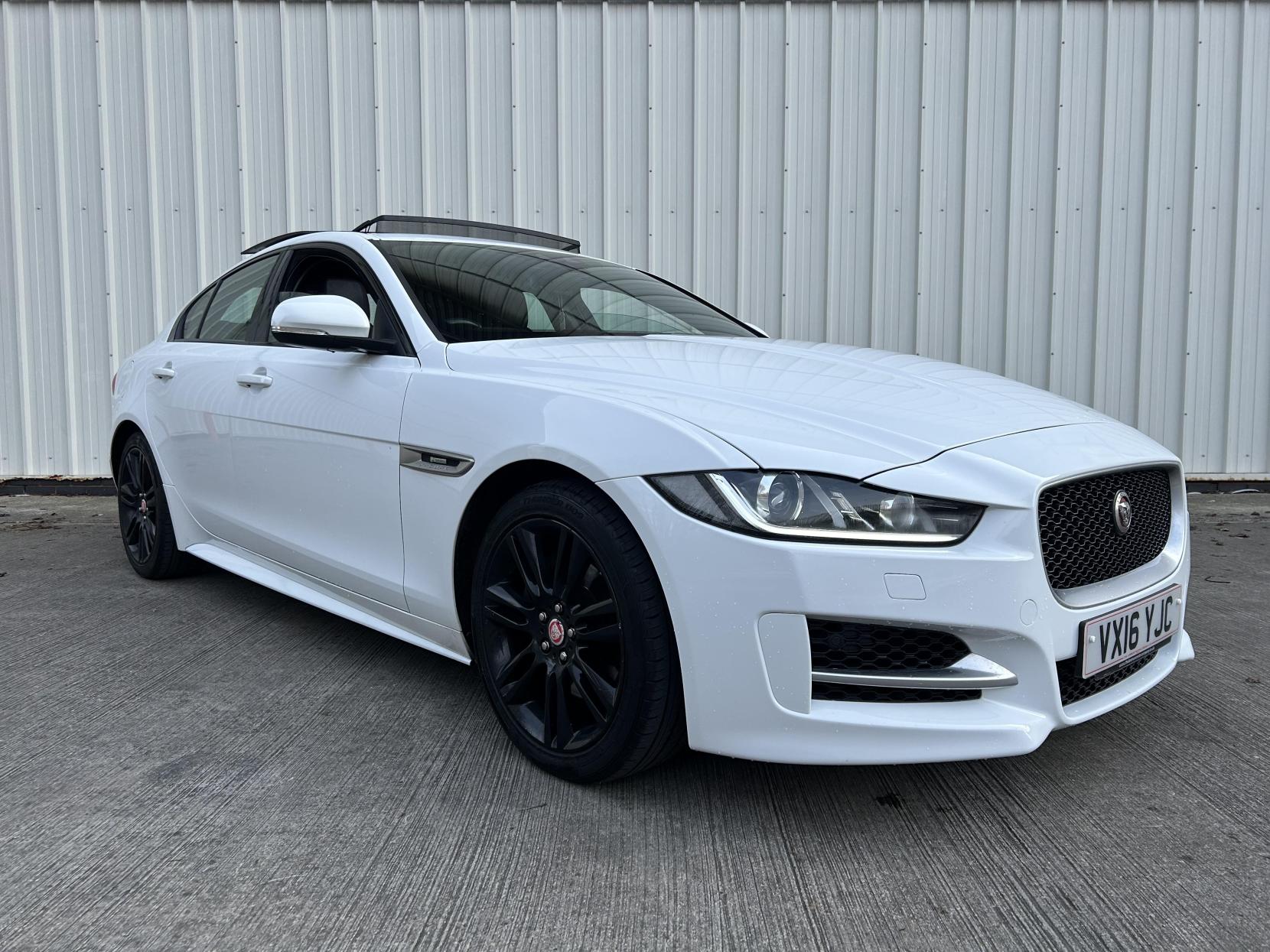 Jaguar XE 2.0d R-Sport Saloon 4dr Diesel Auto Euro 6 (s/s) (180 ps)