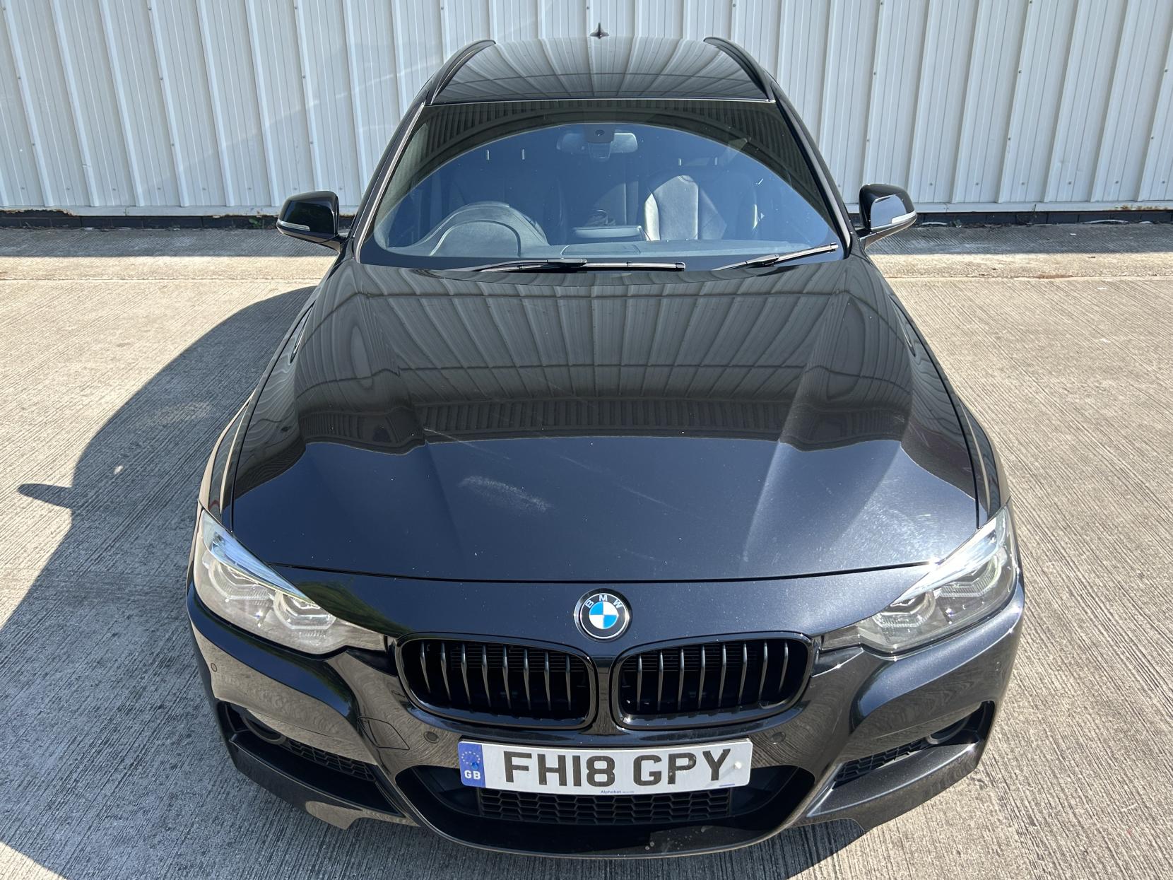 BMW 3 Series 3.0 330d M Sport Shadow Edition Touring 5dr Diesel Auto xDrive Euro 6 (s/s) (258 ps)
