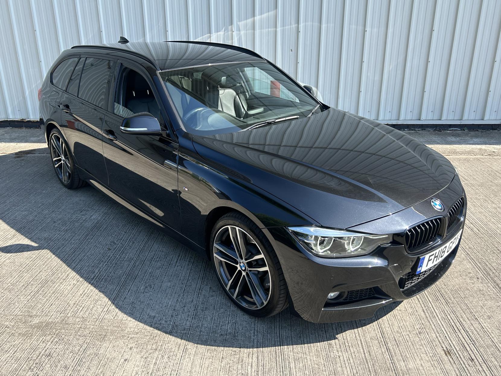 BMW 3 Series 3.0 330d M Sport Shadow Edition Touring 5dr Diesel Auto xDrive Euro 6 (s/s) (258 ps)