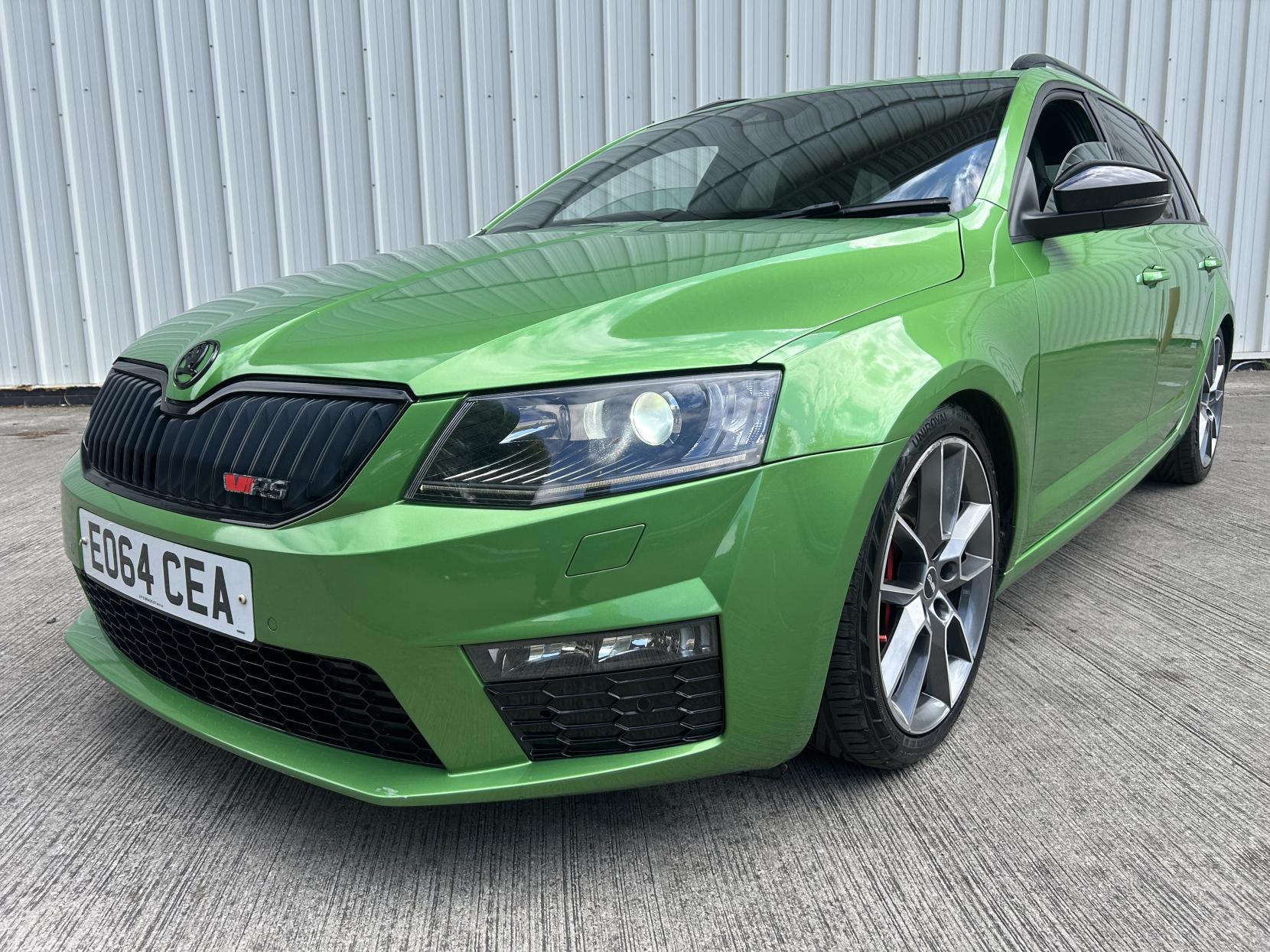 Skoda Octavia 2.0 TDI vRS Estate 5dr Diesel DSG Euro 5 (s/s) (184 ps)
