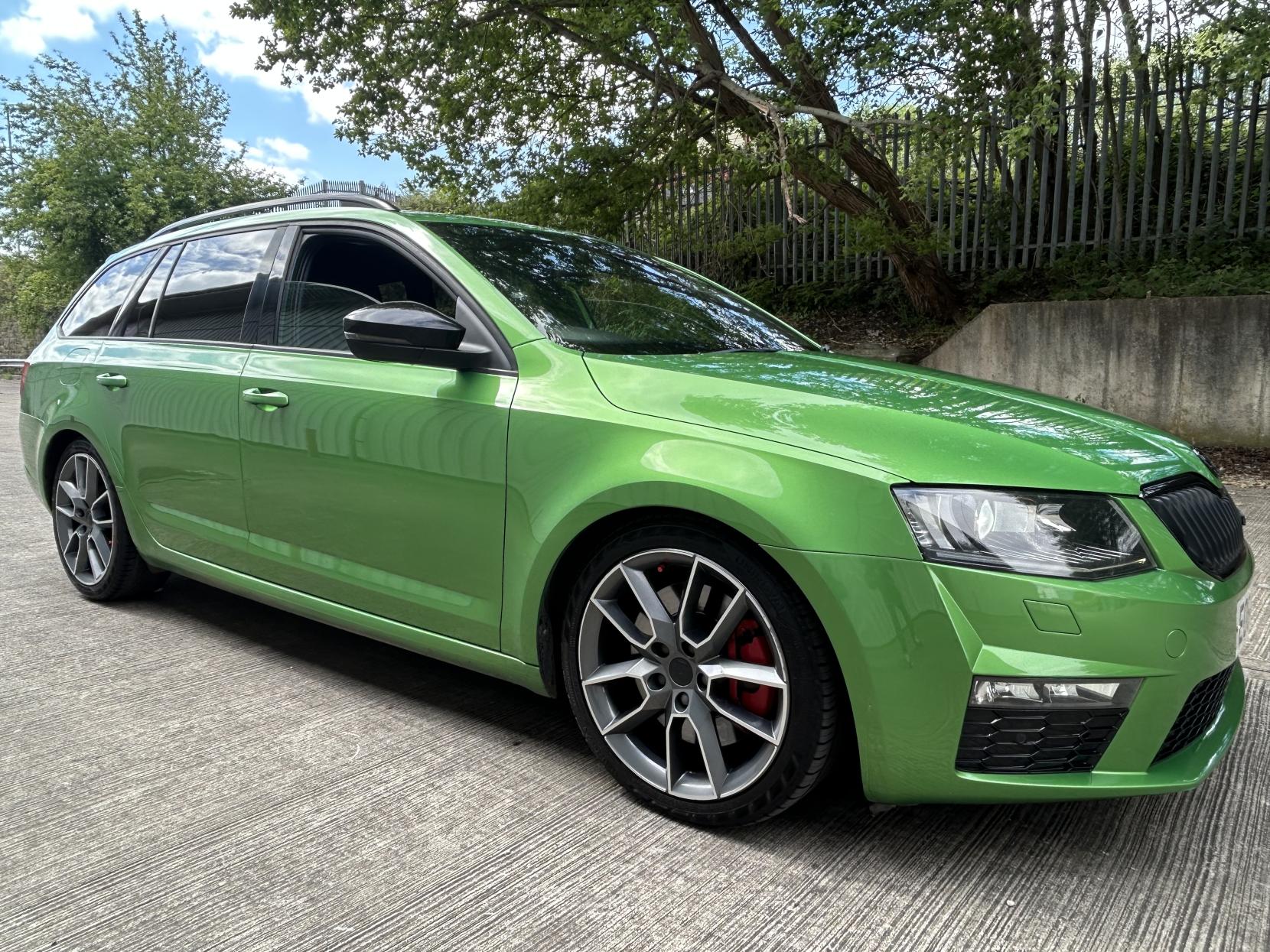 Skoda Octavia 2.0 TDI vRS Estate 5dr Diesel DSG Euro 5 (s/s) (184 ps)