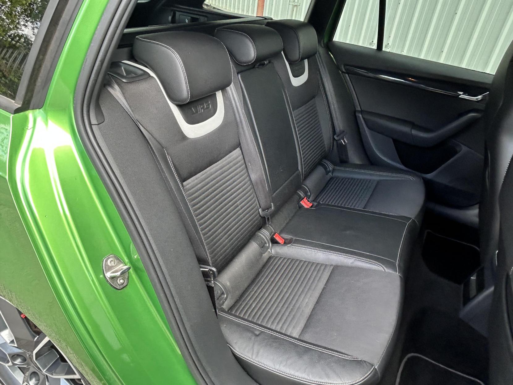 Skoda Octavia 2.0 TDI vRS Estate 5dr Diesel DSG Euro 5 (s/s) (184 ps)