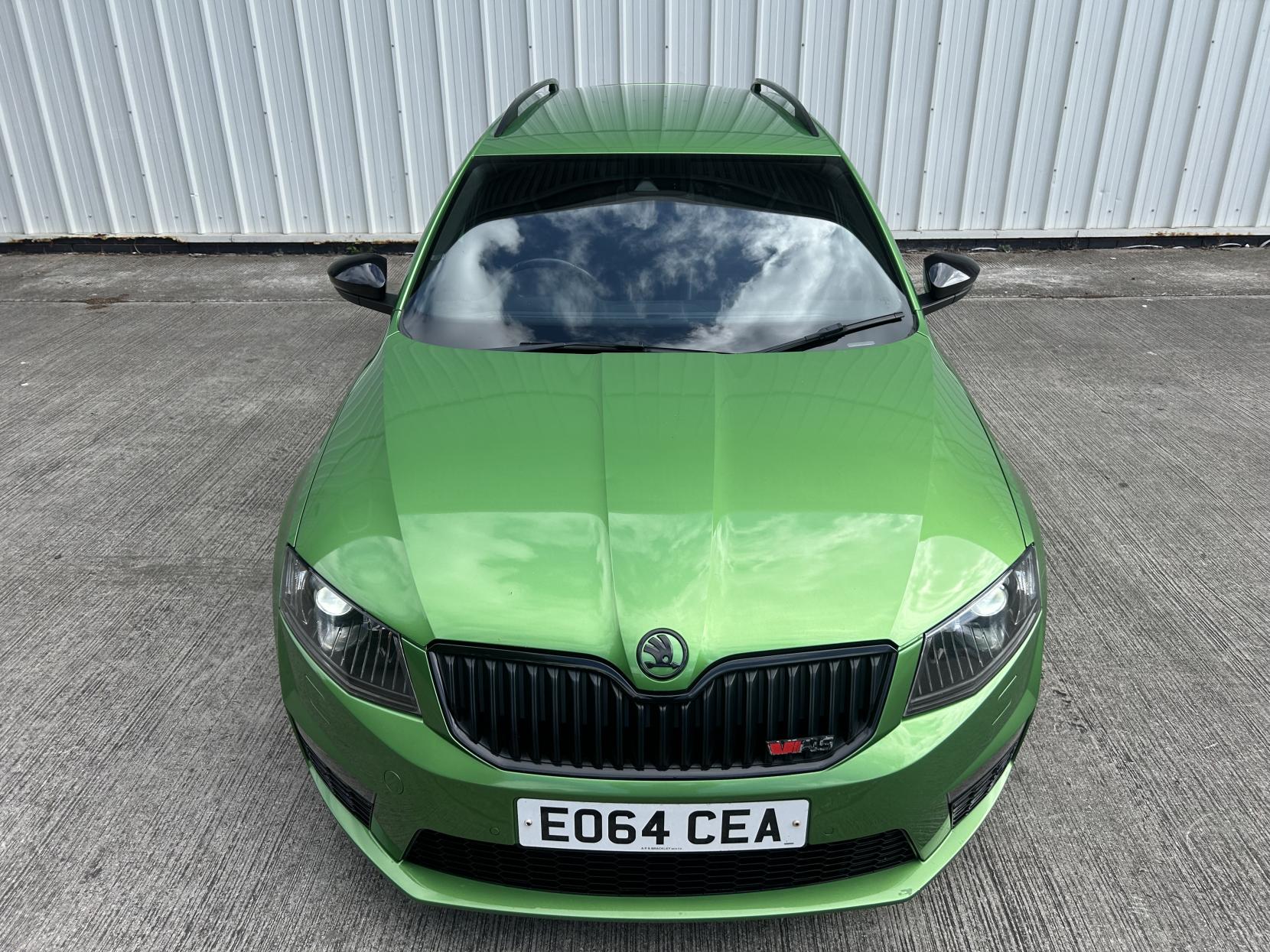 Skoda Octavia 2.0 TDI vRS Estate 5dr Diesel DSG Euro 5 (s/s) (184 ps)
