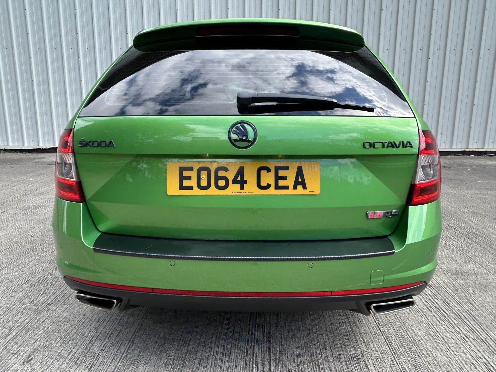 Skoda Octavia 2.0 TDI vRS Estate 5dr Diesel DSG Euro 5 (s/s) (184 ps)