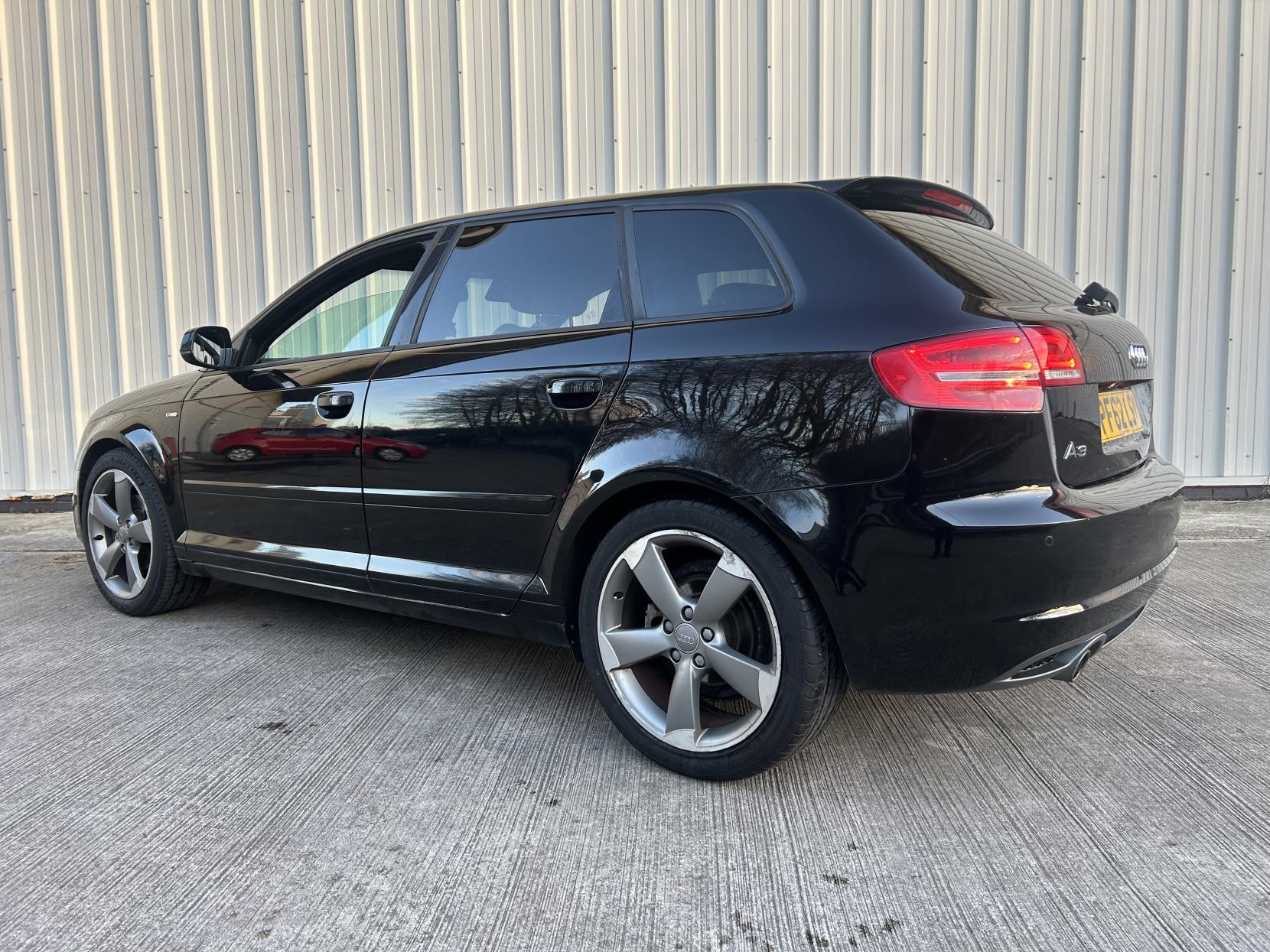 Audi A3 2.0 TDI Black Edition Sportback 5dr Diesel Manual Euro 5 (s/s) (140 ps)