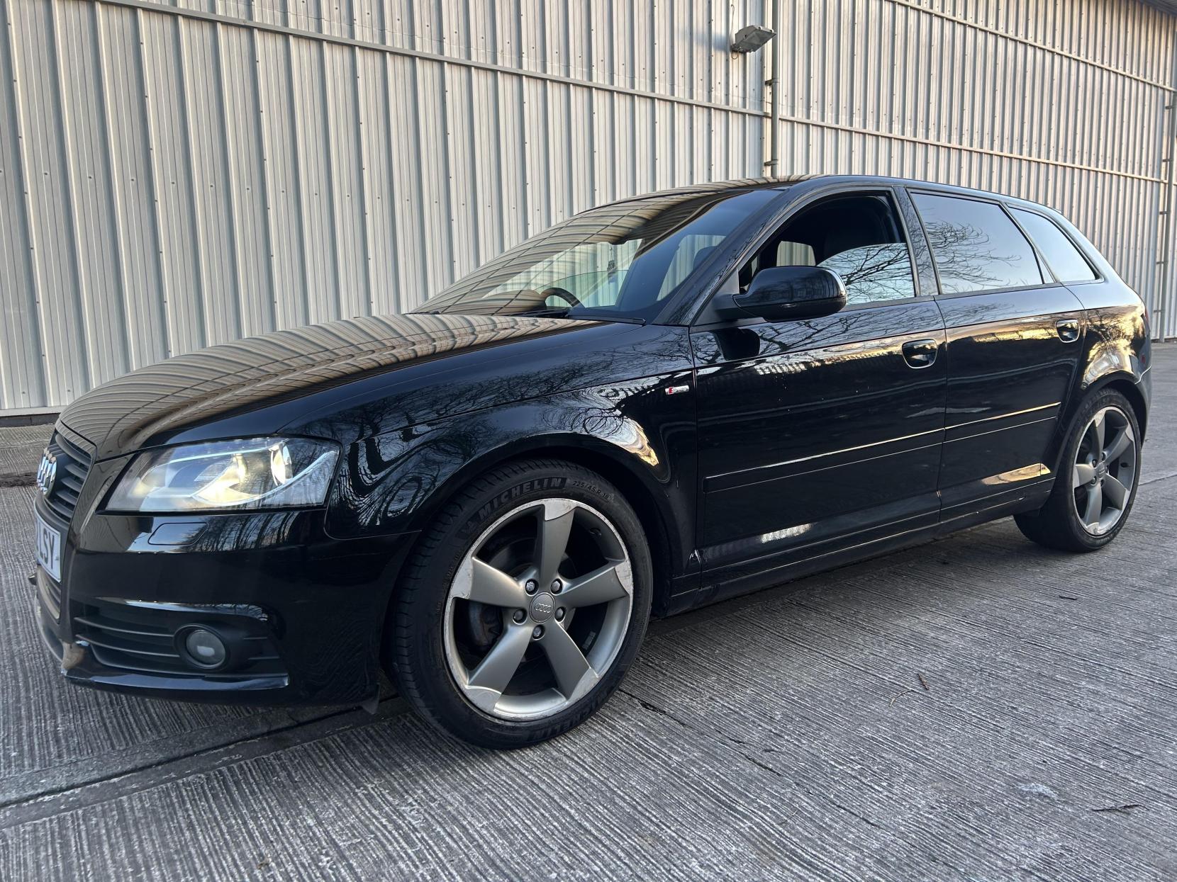 Audi A3 2.0 TDI Black Edition Sportback 5dr Diesel Manual Euro 5 (s/s) (140 ps)