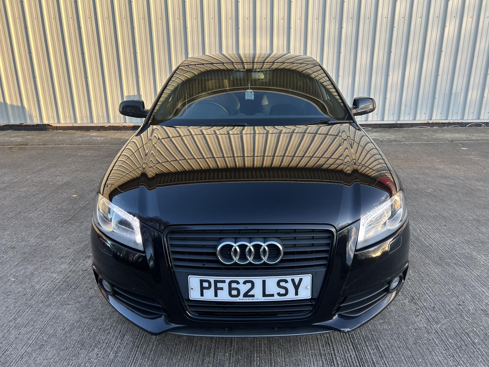 Audi A3 2.0 TDI Black Edition Sportback 5dr Diesel Manual Euro 5 (s/s) (140 ps)