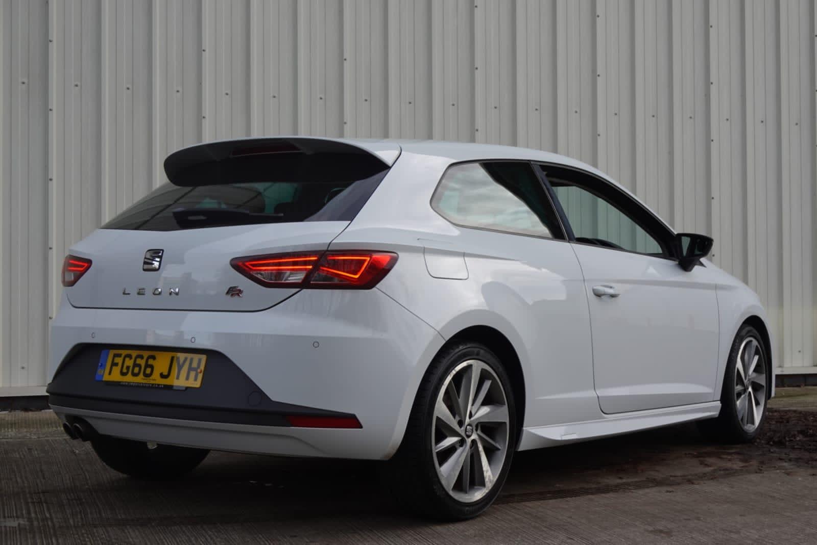 SEAT Leon 1.4 EcoTSI FR Titanium Sport Coupe 3dr Petrol Manual Euro 6 (s/s) (150 ps)