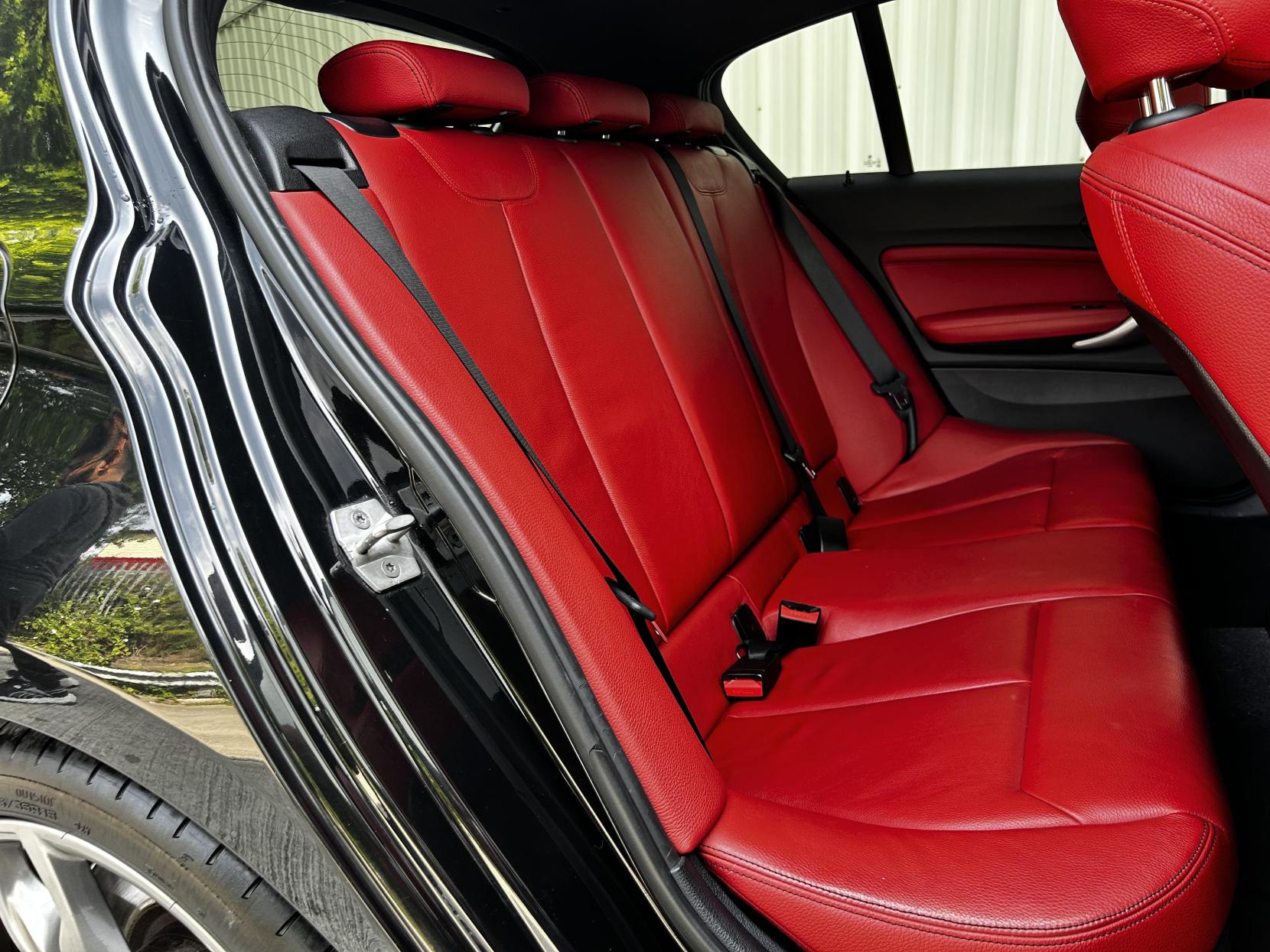 BMW 1 Series 3.0 M Sport Hatchback (2011 - 2015)