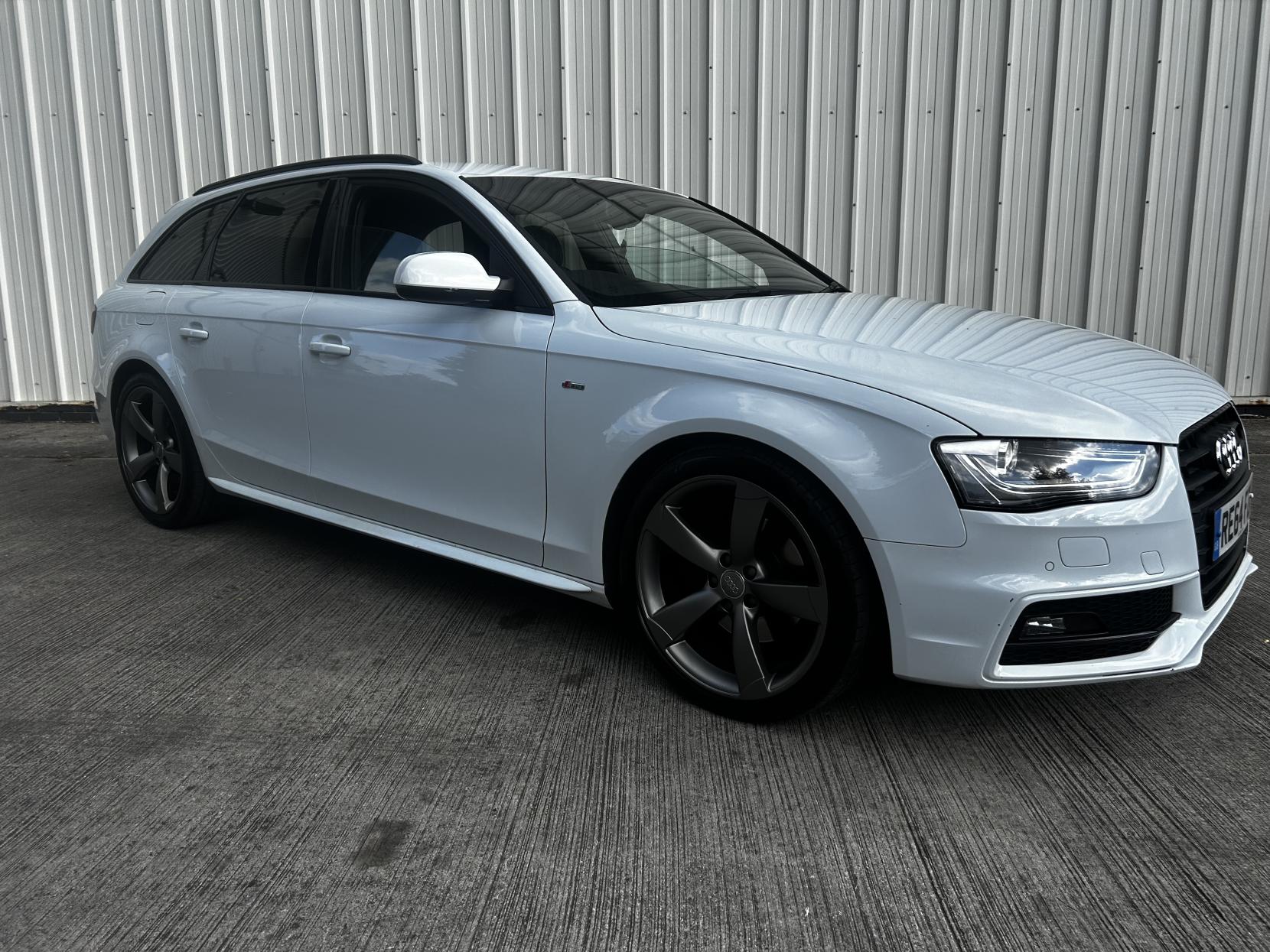 Audi A4 Avant 2.0 TDI Black Edition Estate 5dr Diesel Multitronic Euro 5 (s/s) (150 ps)