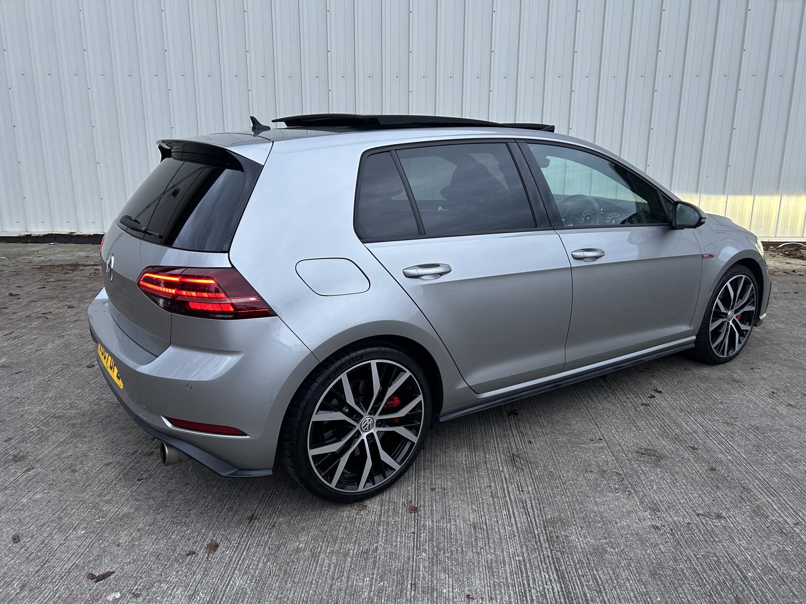 Volkswagen Golf 2.0 TSI GTI Performance Hatchback 5dr Petrol DSG Euro 6 (s/s) (245 ps)