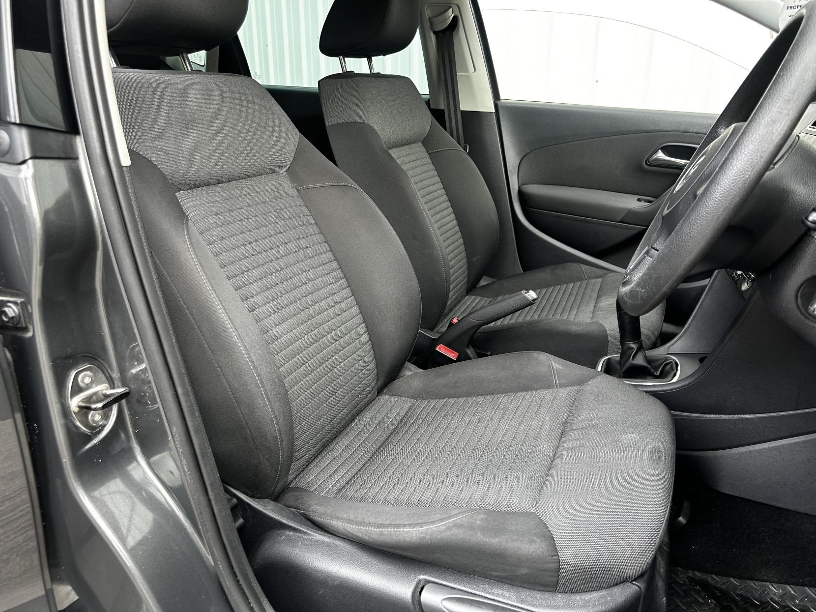 Volkswagen Polo 1.2 Match Hatchback 5dr Petrol Manual Euro 5 (60 ps)