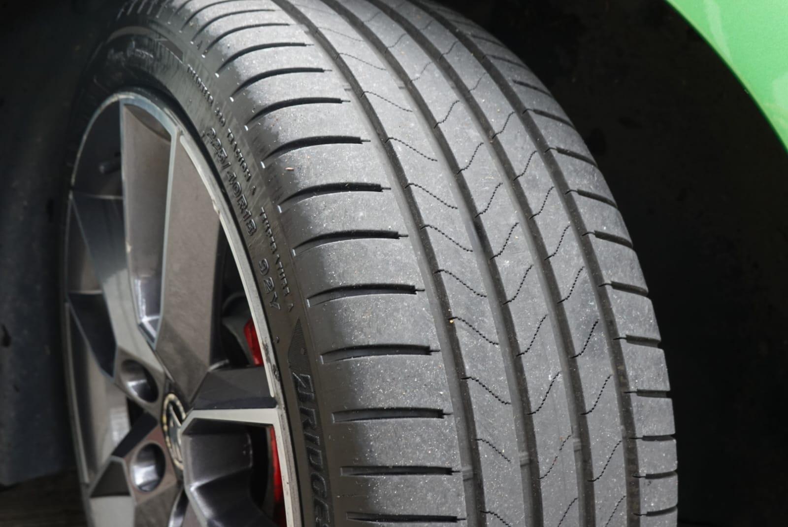 Skoda Octavia 2.0 TDI vRS Estate 5dr Diesel Manual Euro 6 (s/s) (184 ps)