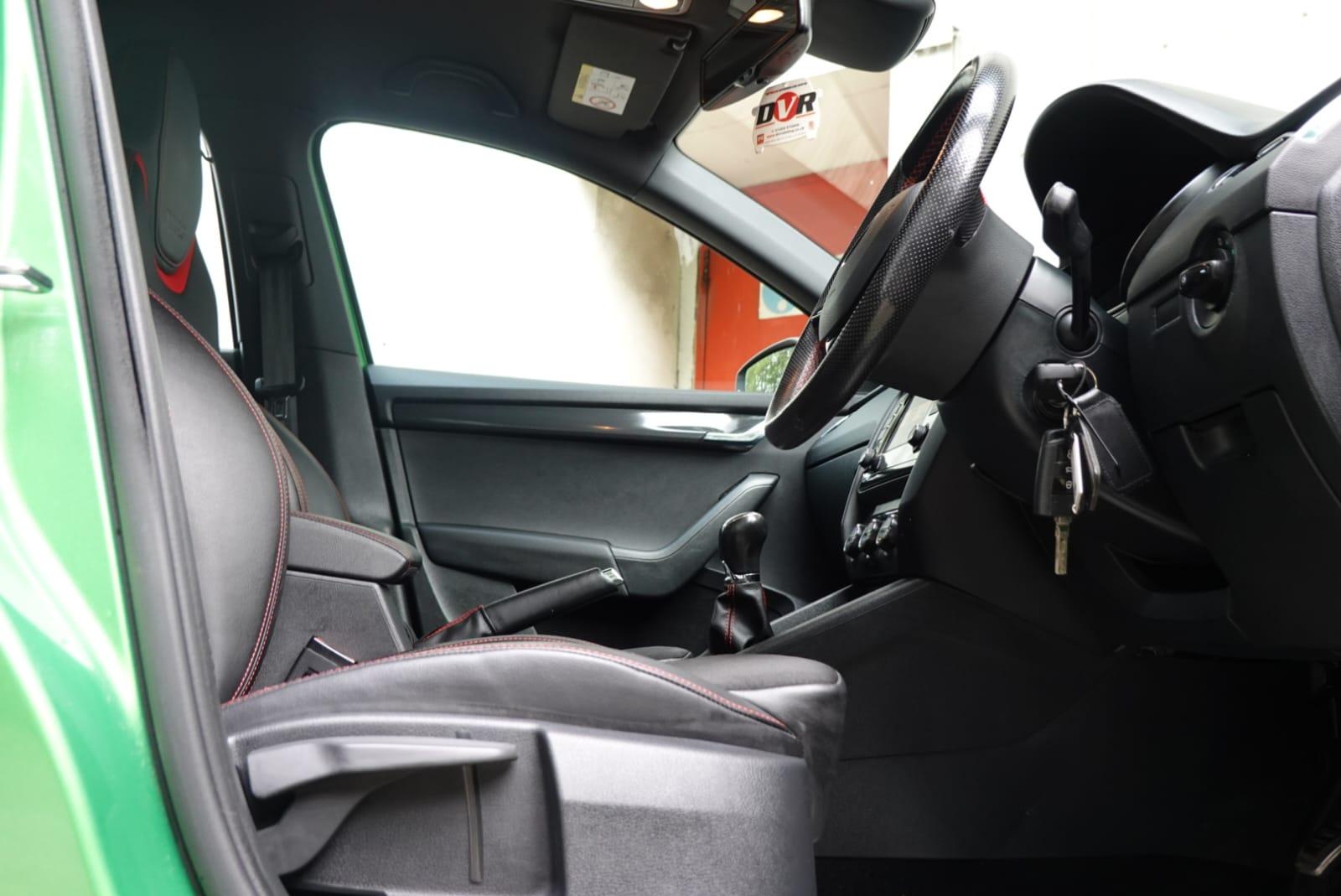 Skoda Octavia 2.0 TDI vRS Estate 5dr Diesel Manual Euro 6 (s/s) (184 ps)