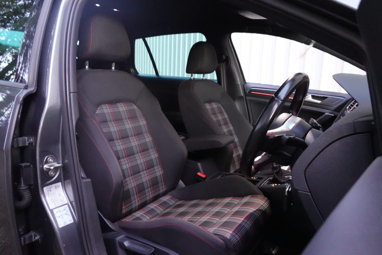 Volkswagen Golf 2.0 TSI BlueMotion Tech GTI Hatchback 5dr Petrol DSG Euro 6 (s/s) (230 ps)