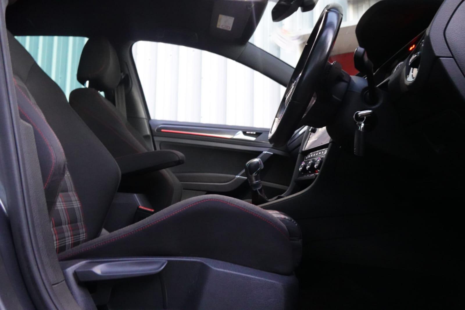 Volkswagen Golf 2.0 TSI BlueMotion Tech GTI Hatchback 5dr Petrol DSG Euro 6 (s/s) (230 ps)