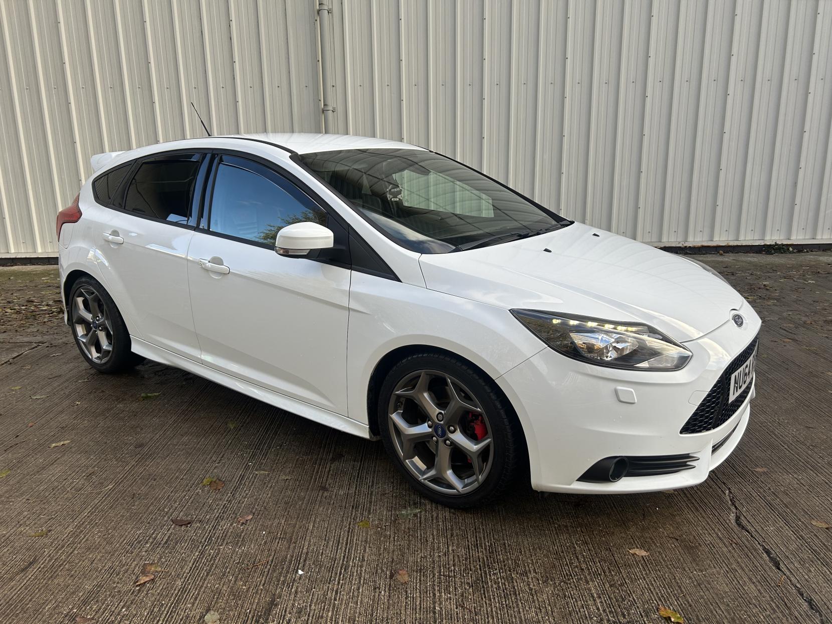 Ford Focus 2.0T EcoBoost ST-3 Hatchback 5dr Petrol Manual Euro 5 (s/s) (250 ps)