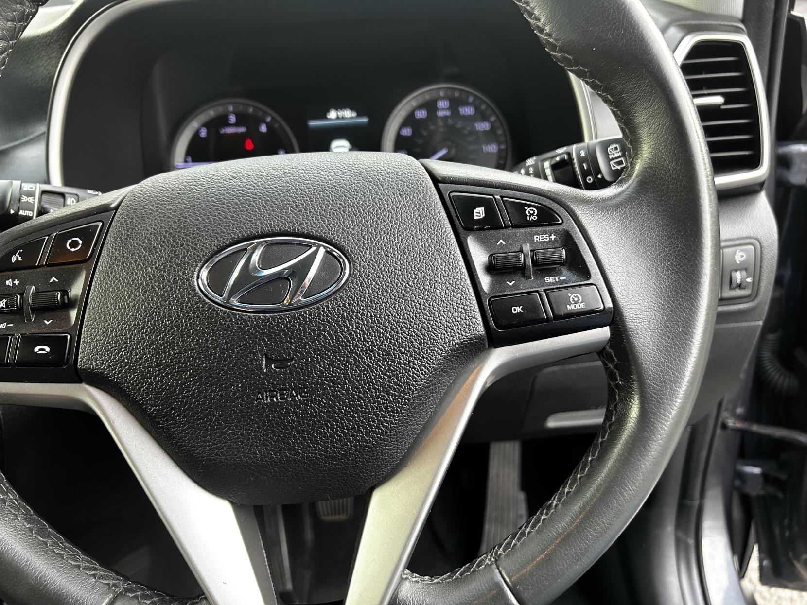 Hyundai TUCSON 1.6 CRDi Premium SUV 5dr Diesel Manual Euro 6 (s/s) (115 ps)
