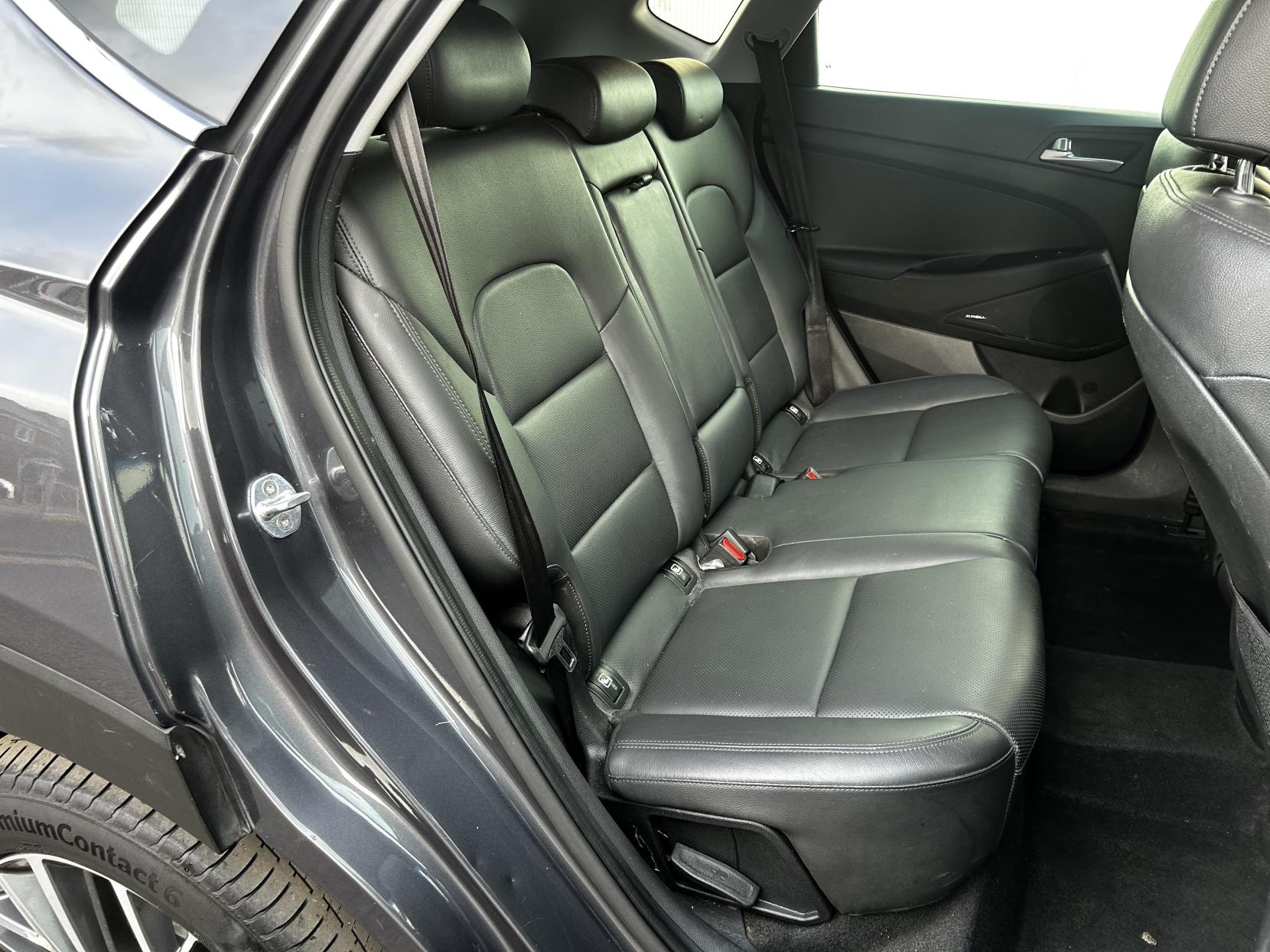 Hyundai TUCSON 1.6 CRDi Premium SUV 5dr Diesel Manual Euro 6 (s/s) (115 ps)