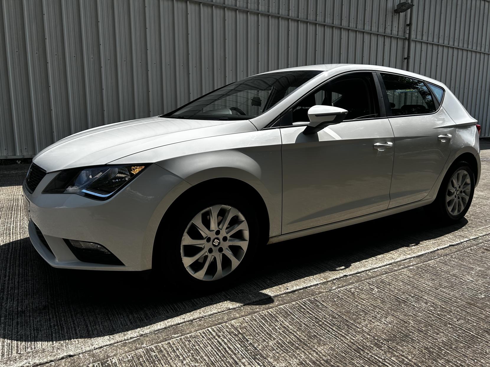SEAT Leon 1.2 TSI SE Hatchback 5dr Petrol DSG Euro 5 (s/s) (105 ps)
