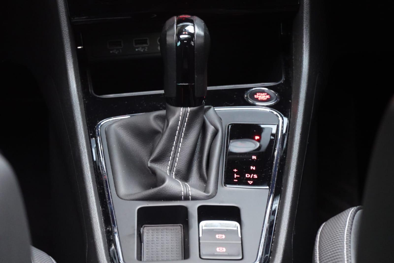 SEAT Leon 2.0 TSI Cupra 290 Lux Hatchback 5dr Petrol DSG Euro 6 (s/s) (290 ps)