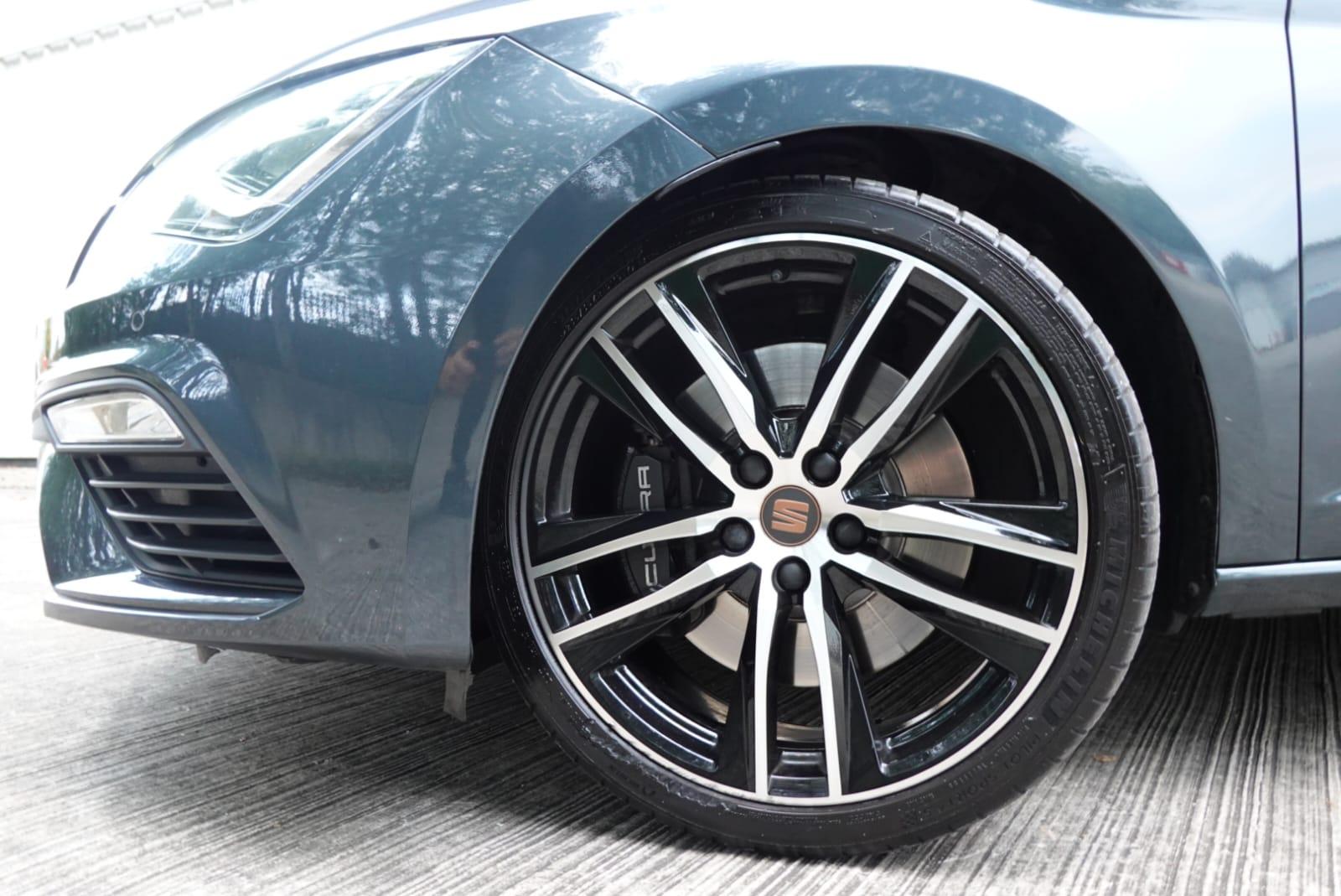 SEAT Leon 2.0 TSI Cupra 290 Lux Hatchback 5dr Petrol DSG Euro 6 (s/s) (290 ps)