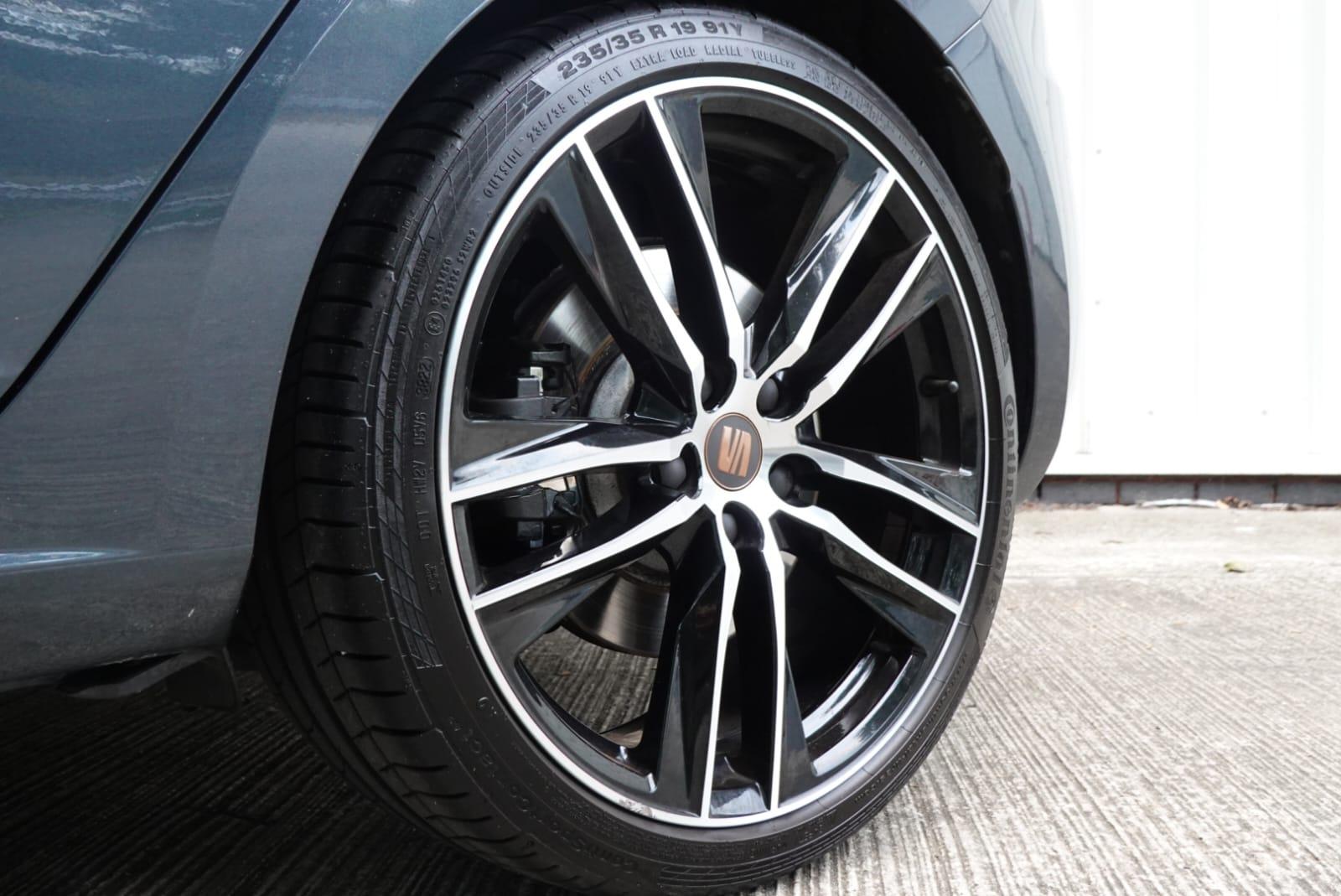 SEAT Leon 2.0 TSI Cupra 290 Lux Hatchback 5dr Petrol DSG Euro 6 (s/s) (290 ps)