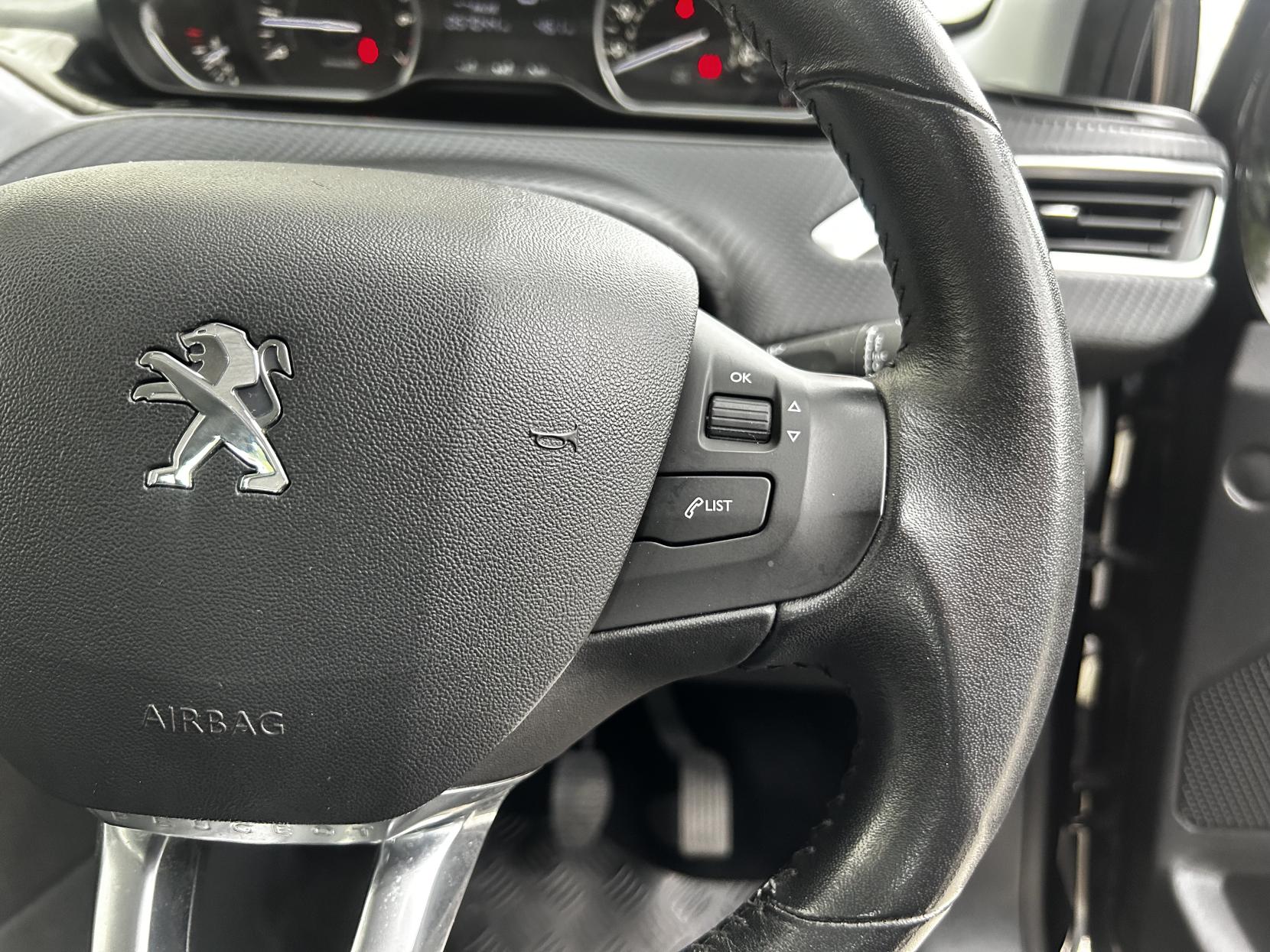Peugeot 208 1.0 PureTech Active Hatchback 5dr Petrol Manual Euro 6 (68 ps)