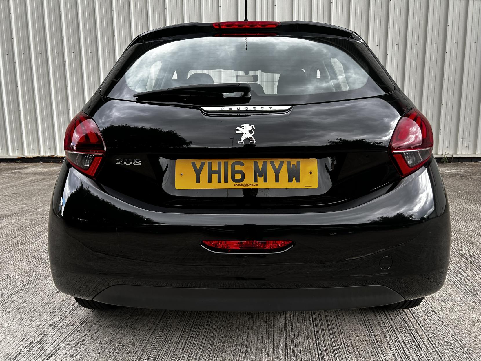 Peugeot 208 1.0 PureTech Active Hatchback 5dr Petrol Manual Euro 6 (68 ps)