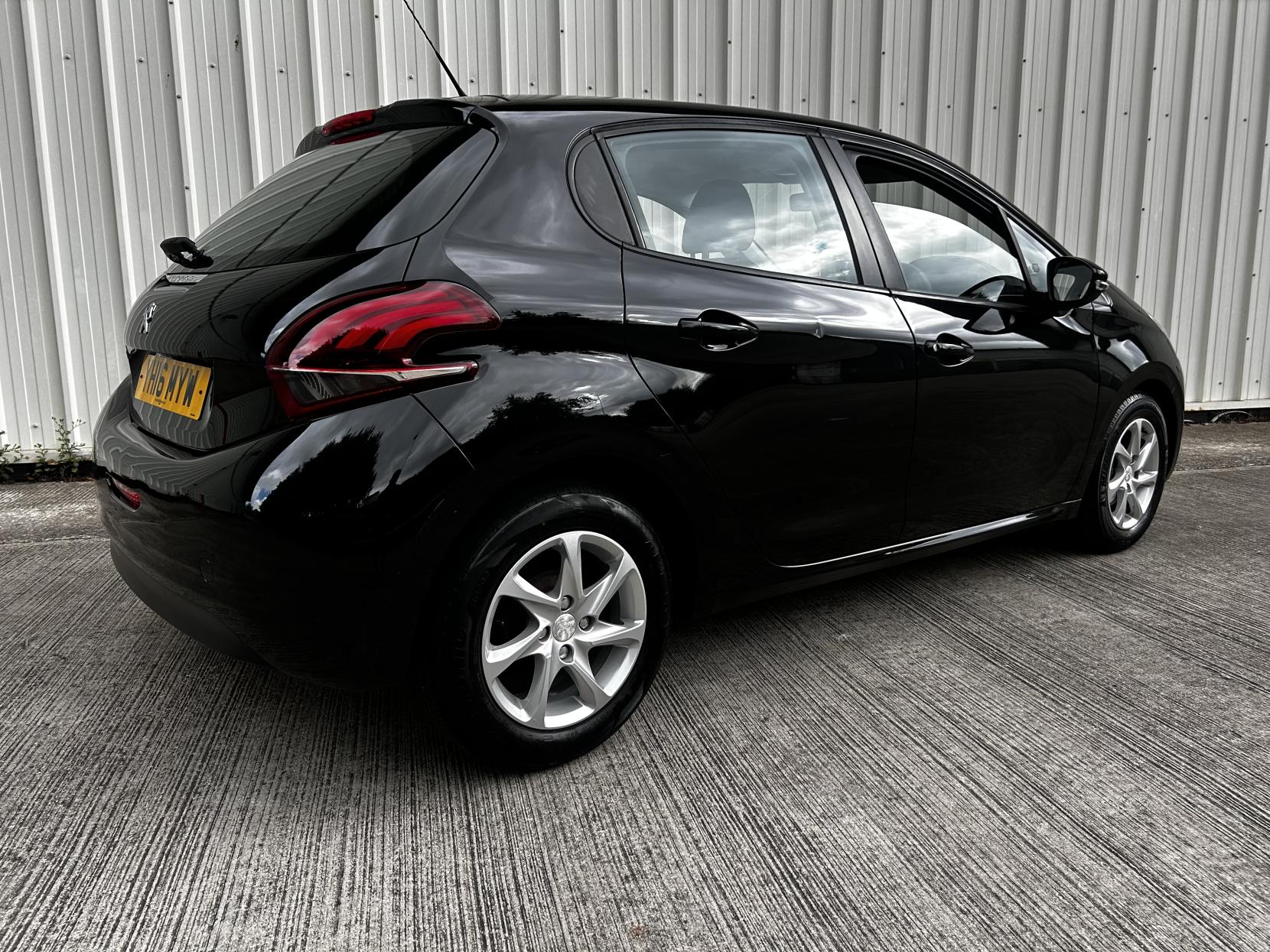 Peugeot 208 1.0 PureTech Active Hatchback 5dr Petrol Manual Euro 6 (68 ps)