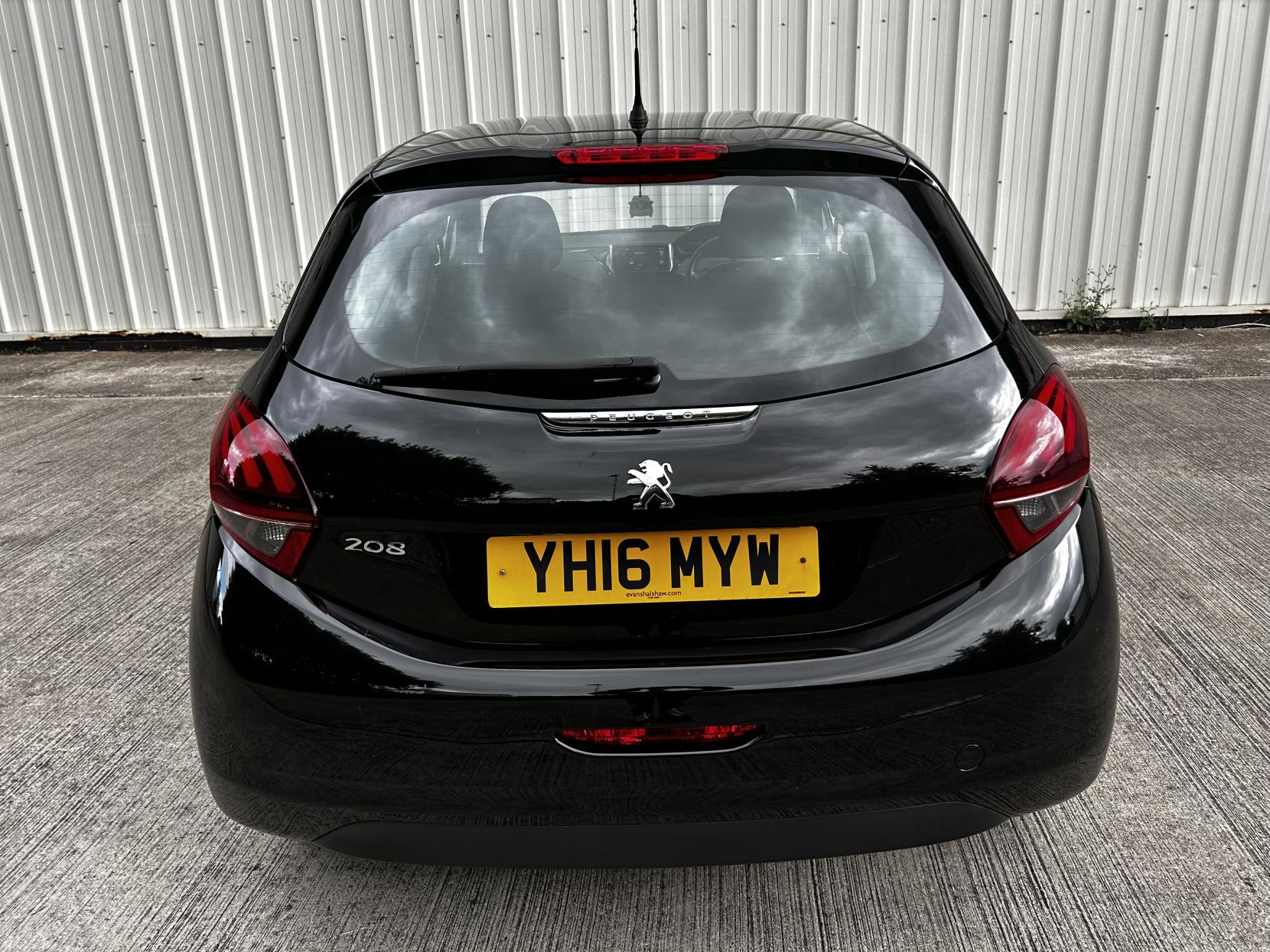 Peugeot 208 1.0 PureTech Active Hatchback 5dr Petrol Manual Euro 6 (68 ps)
