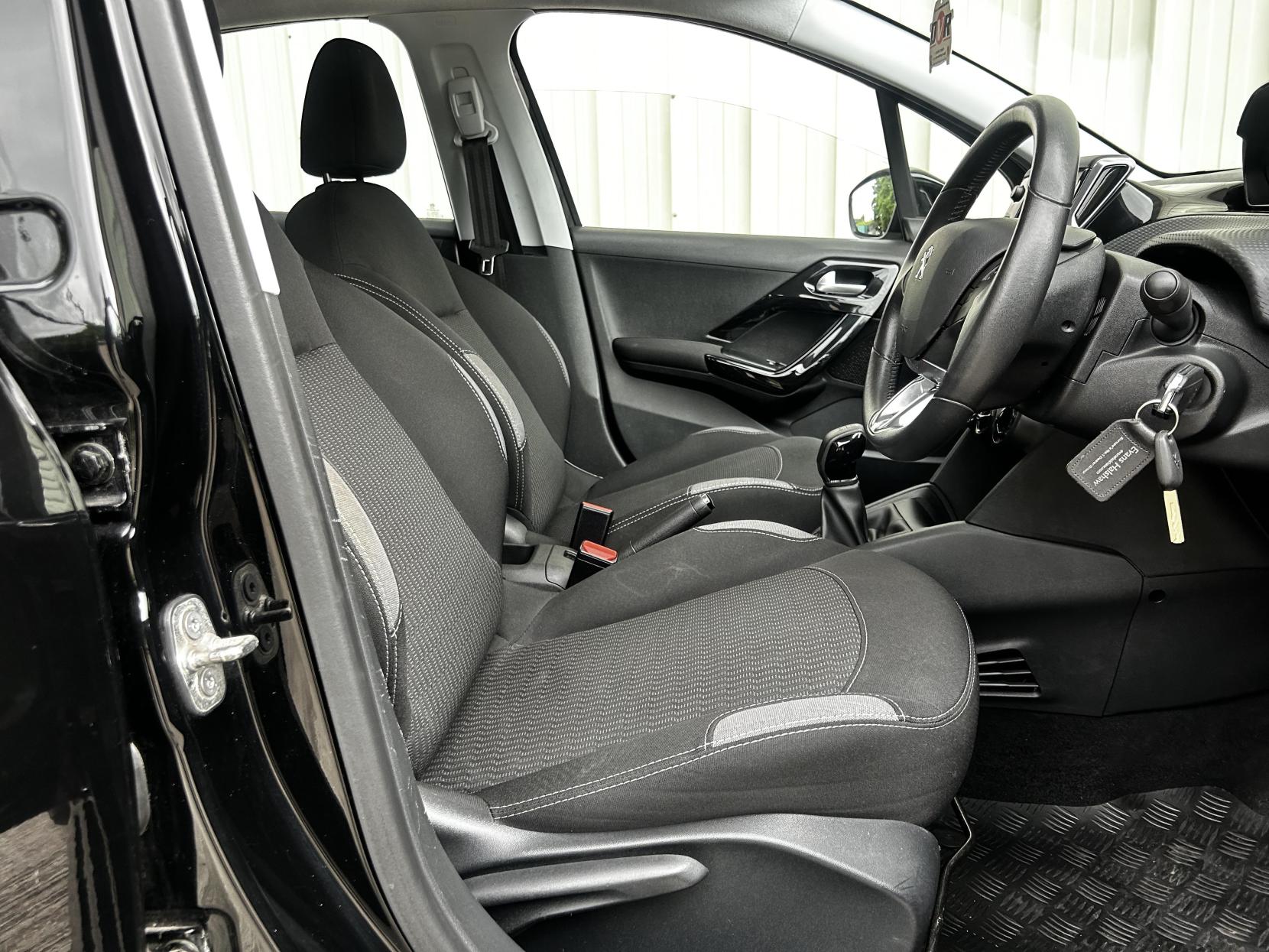 Peugeot 208 1.0 PureTech Active Hatchback 5dr Petrol Manual Euro 6 (68 ps)
